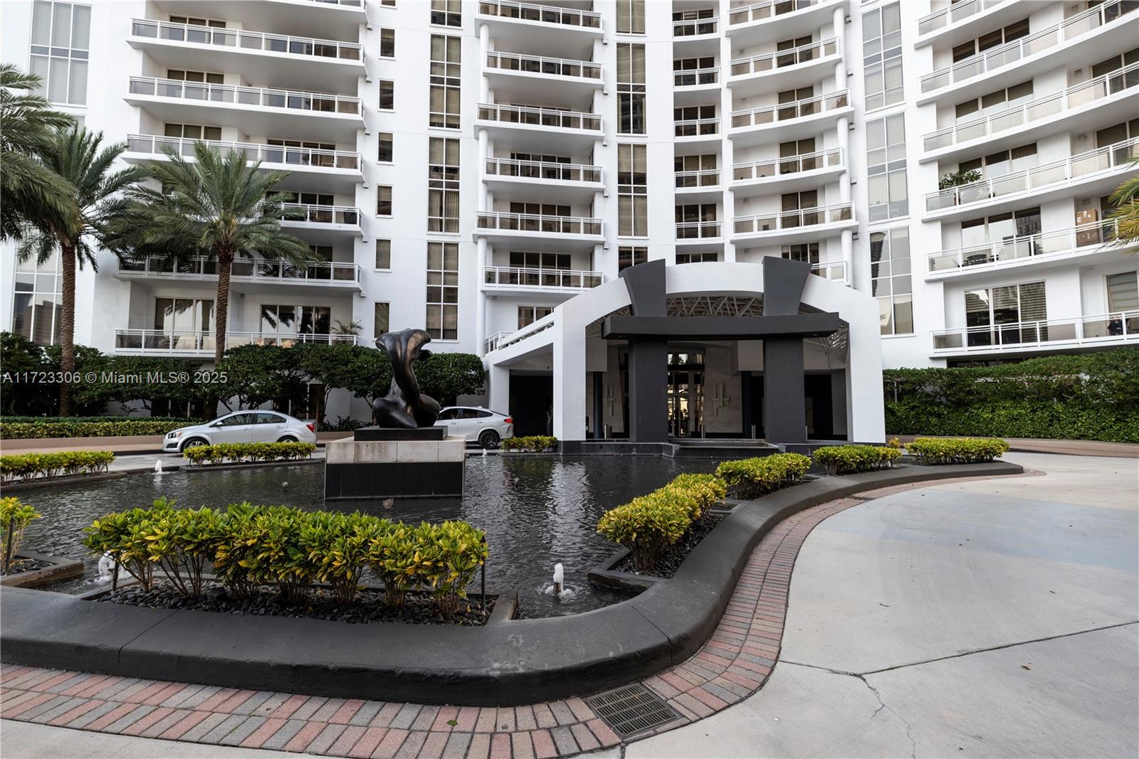 901 Brickell Key Blvd #3301, Miami FL 33131