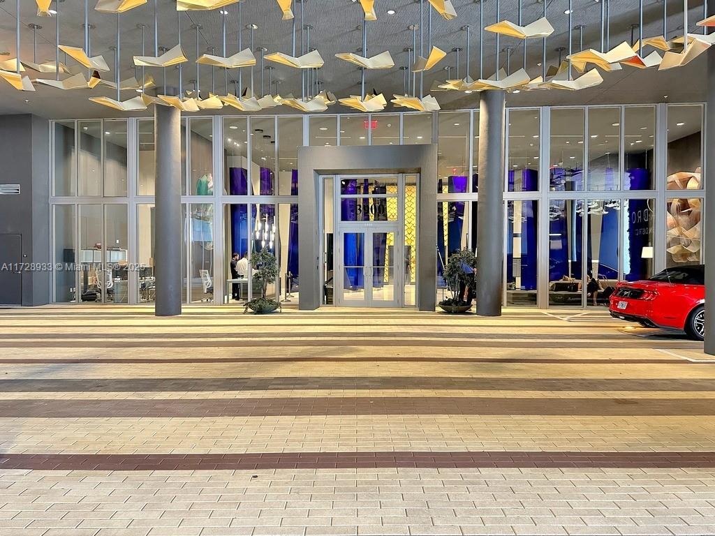 3900 Biscayne Blvd #N-819, Miami FL 33137