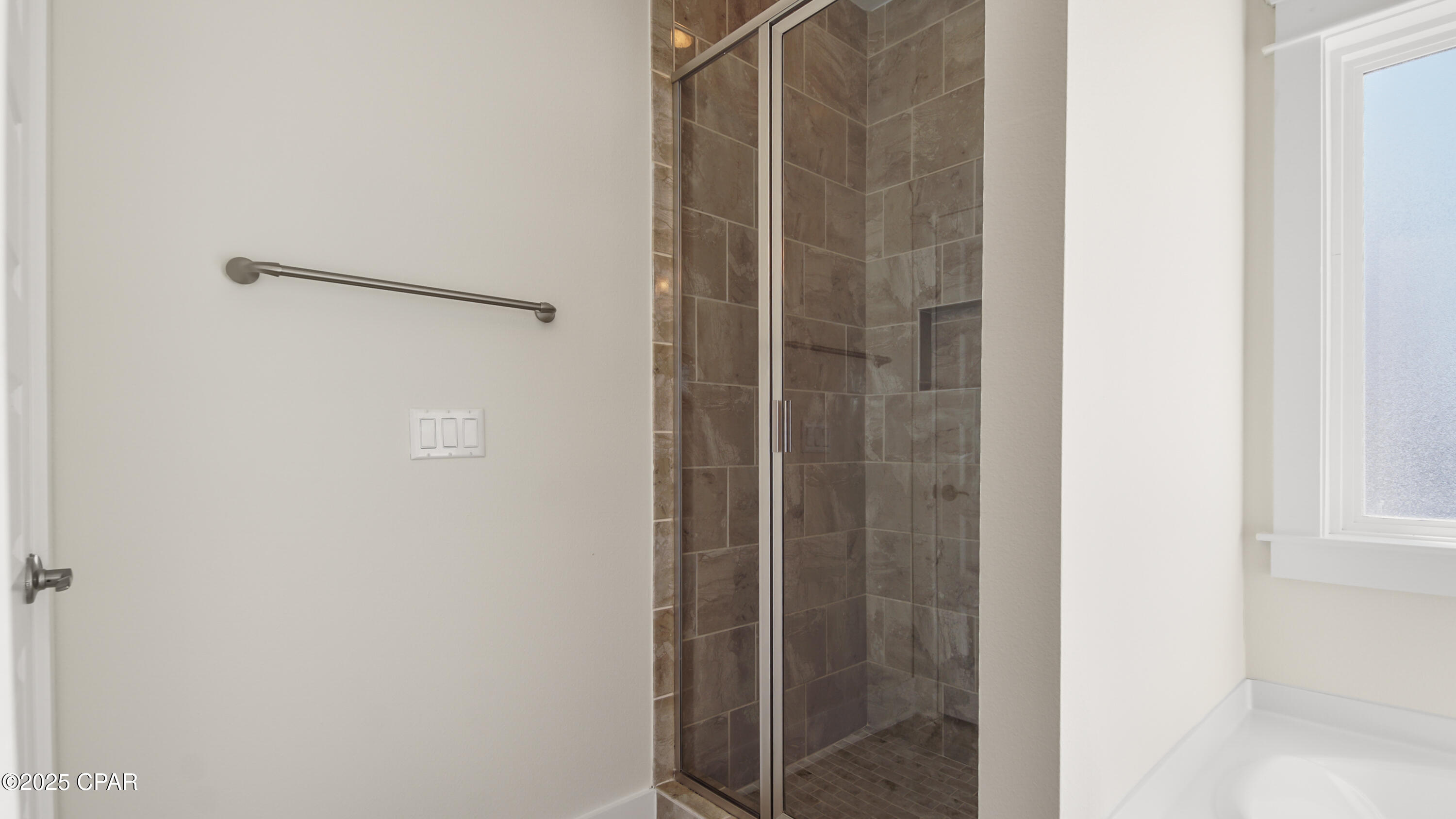 Image 31 For 86 Grande Pointe Drive
