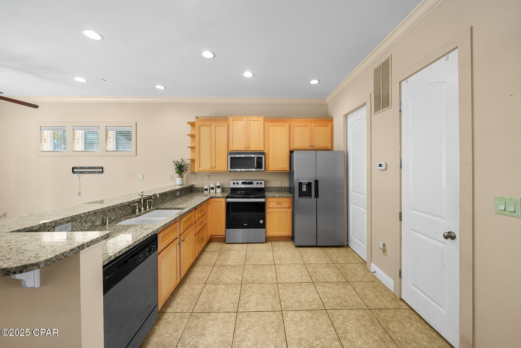 Image 6 For 6234 Thomas Drive