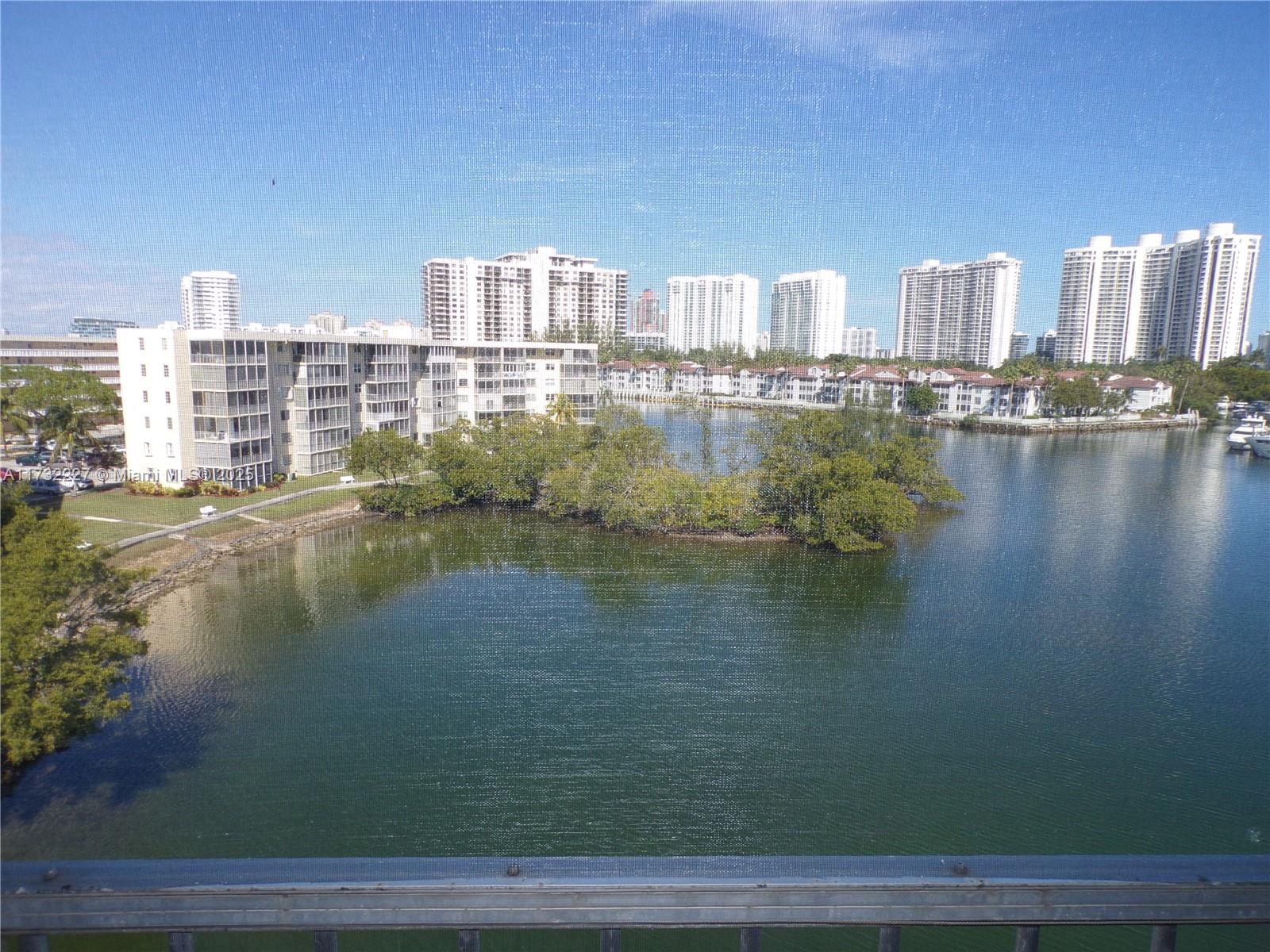 3030 Marcos Dr Unit T601, Aventura, Florida 33160