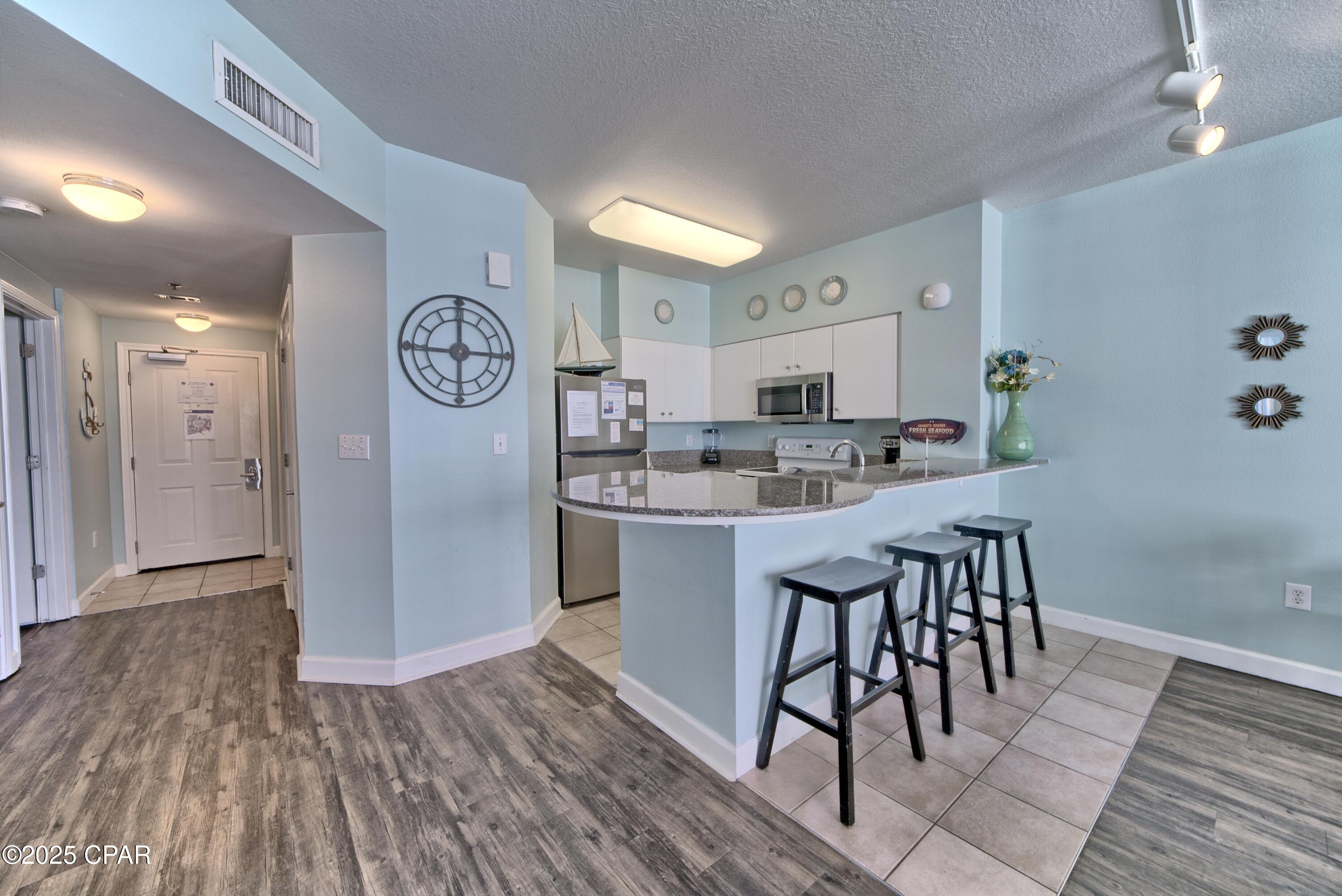 Image 11 For 9900 Thomas Drive 1323