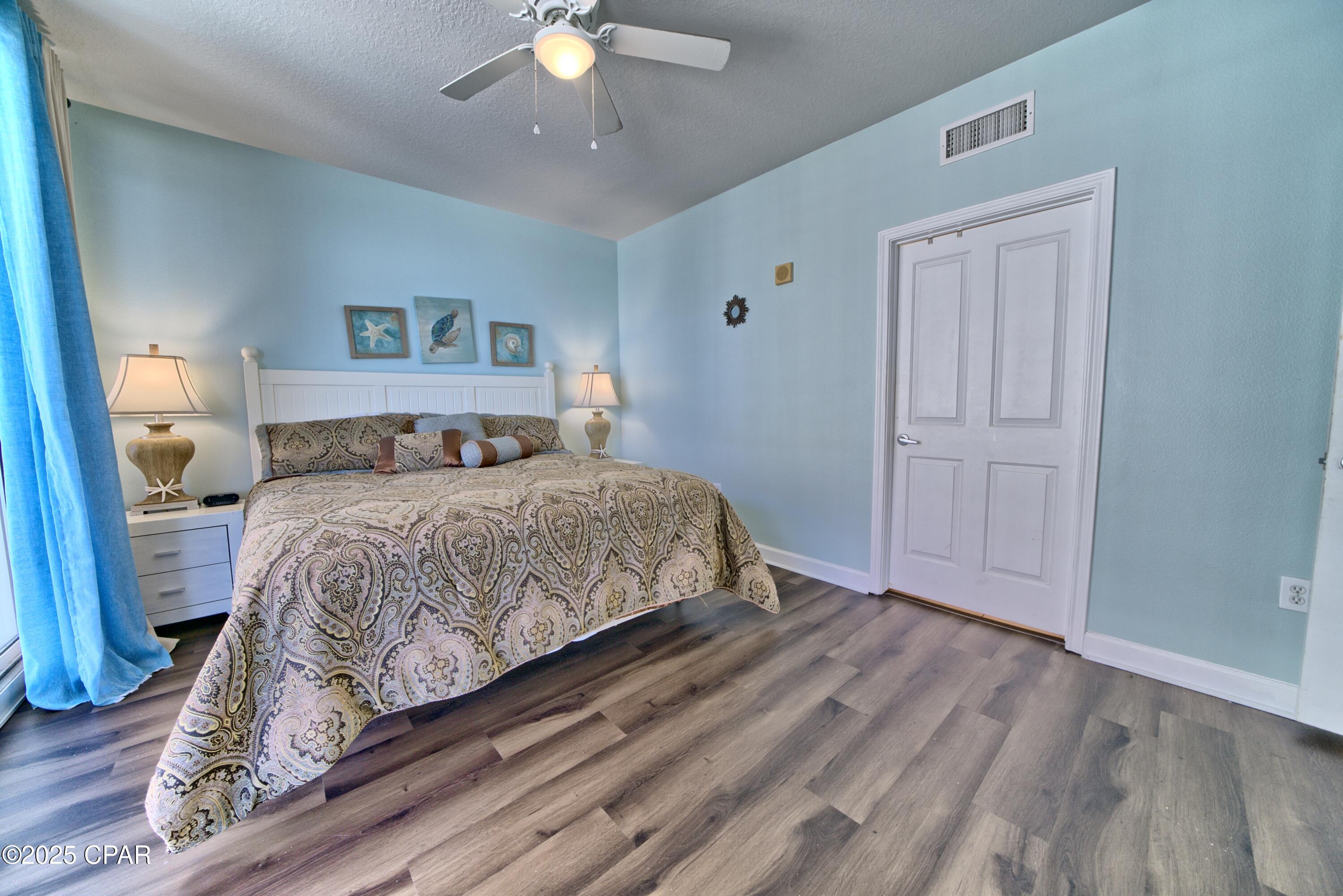 Image 16 For 9900 Thomas Drive 1323