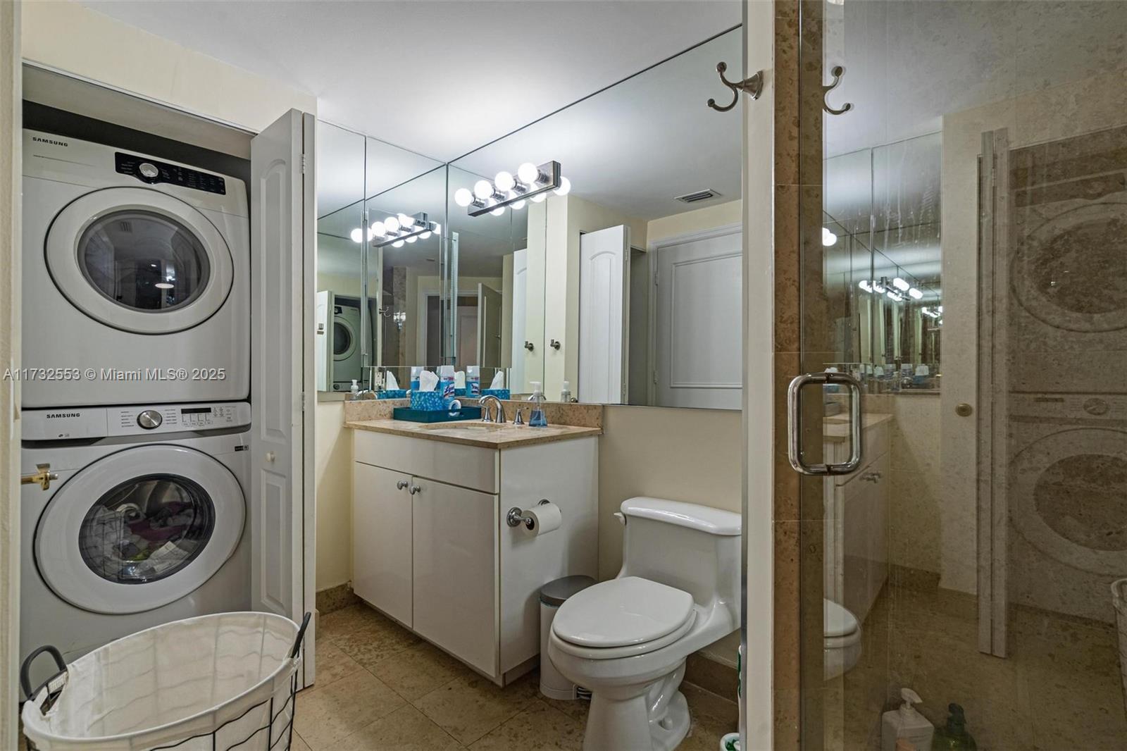 4779 Collins Ave #2305, Miami Beach FL 33140