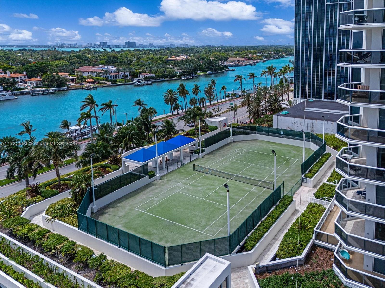 4779 Collins Ave #2305, Miami Beach FL 33140