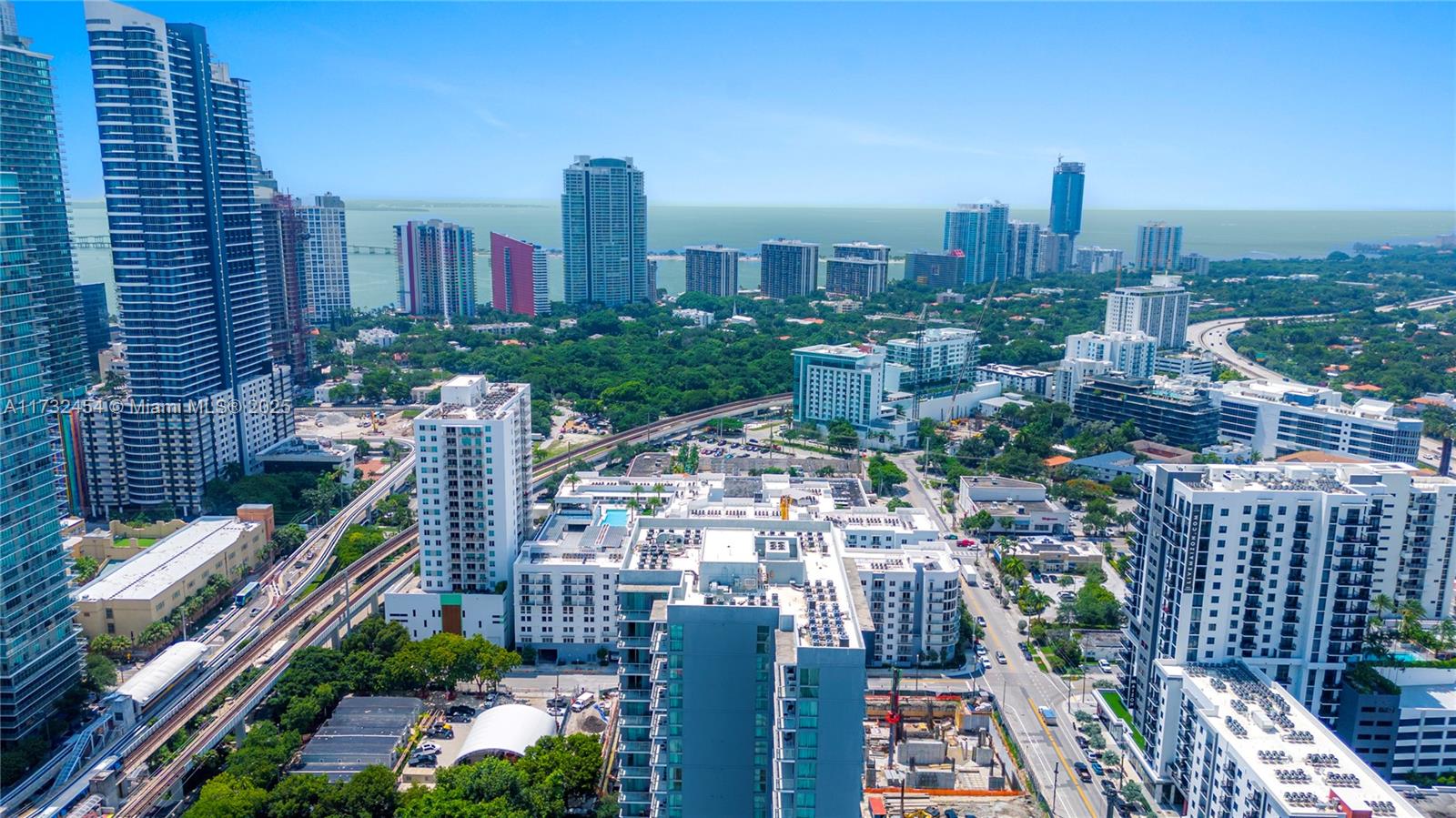 79 SW 12th St #2001-S, Miami FL 33130