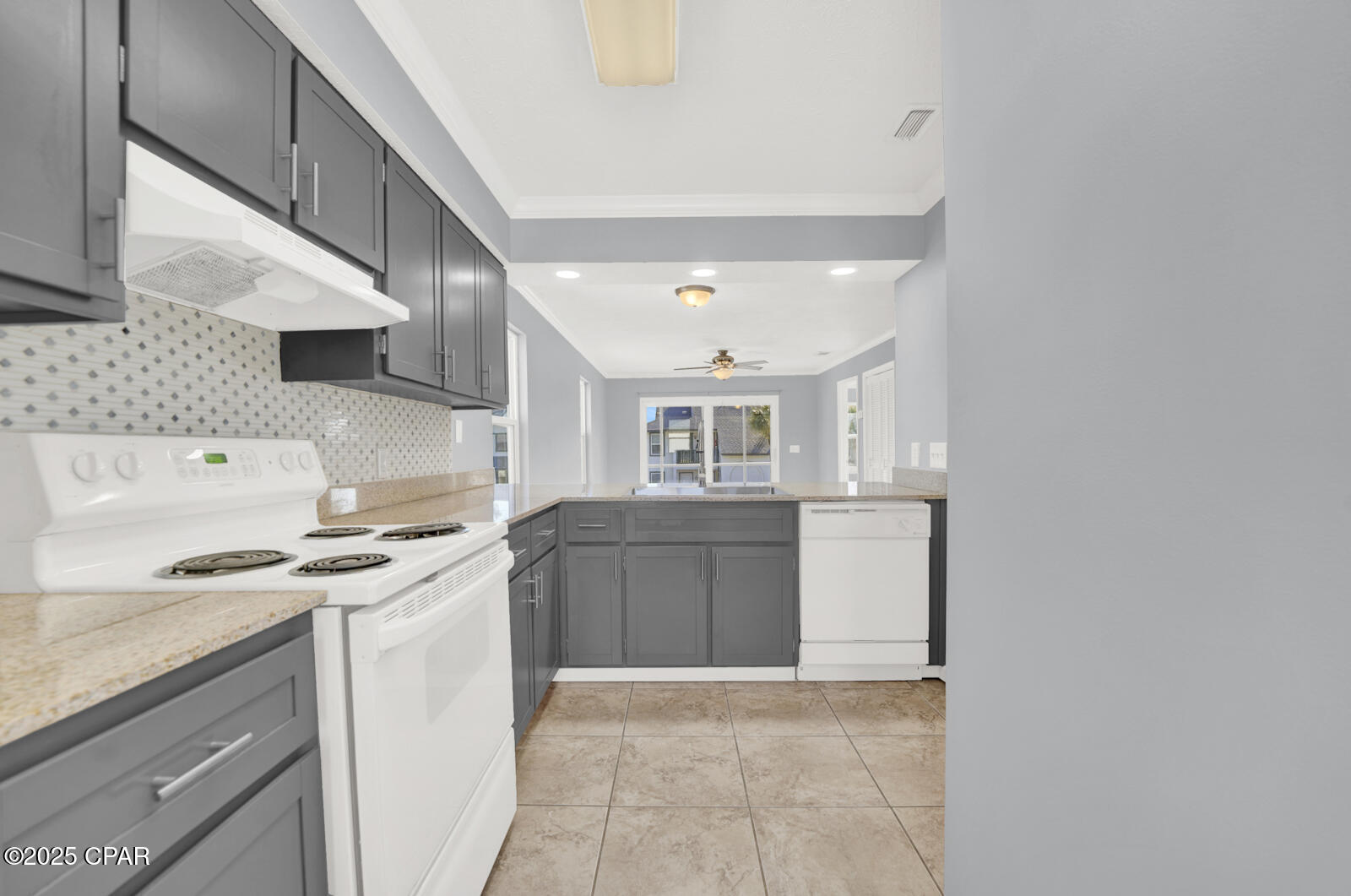 Image 14 For 7813 Lagoon Drive 7d