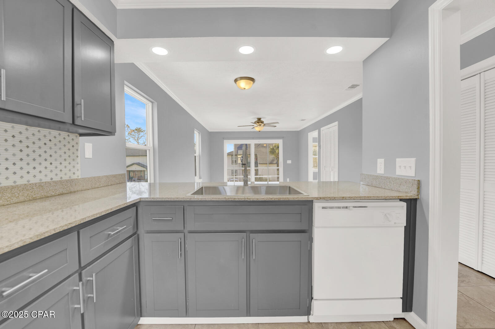 Image 15 For 7813 Lagoon Drive 7d