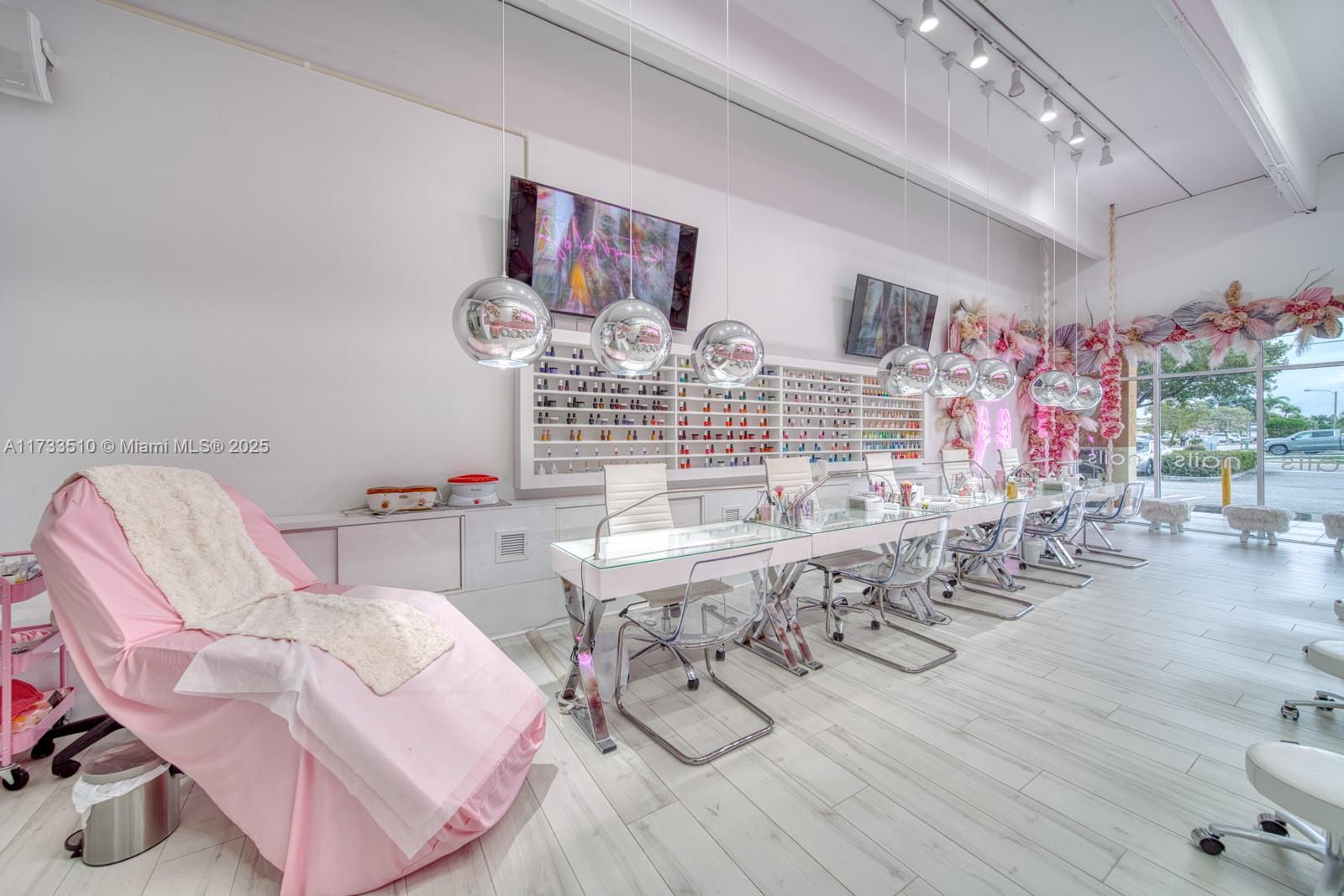 Nail Salon & Spa For Sale In Hialeah Gardens