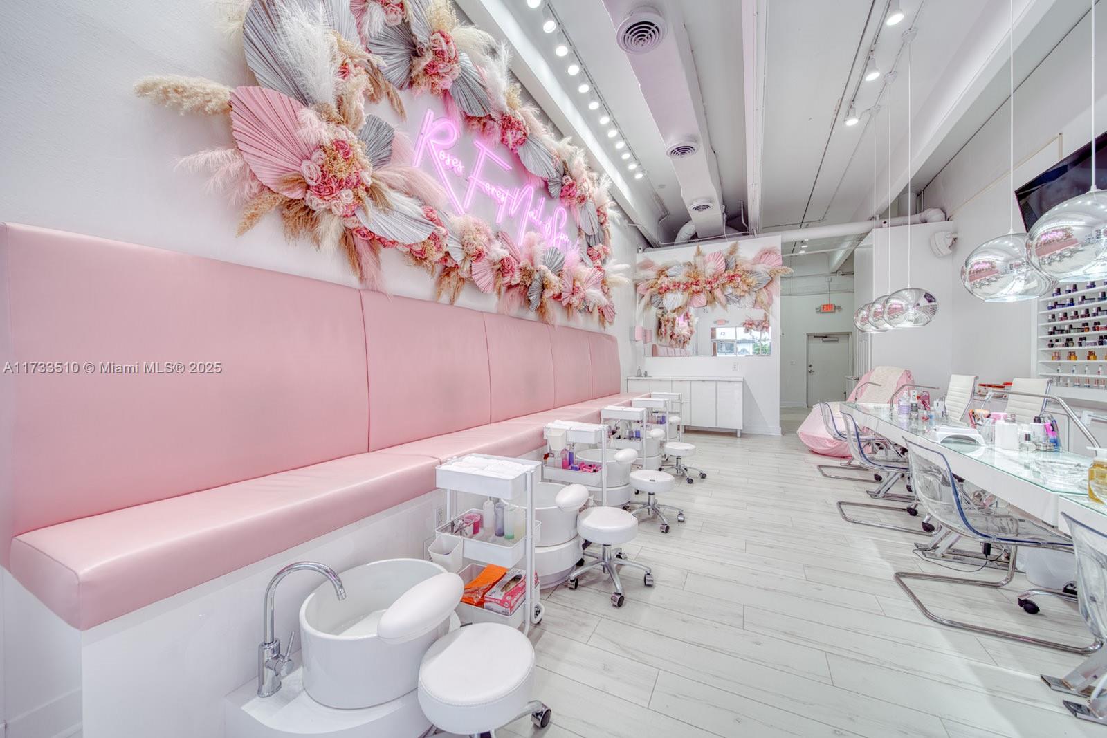 Nail Salon & Spa For Sale In Hialeah Gardens
