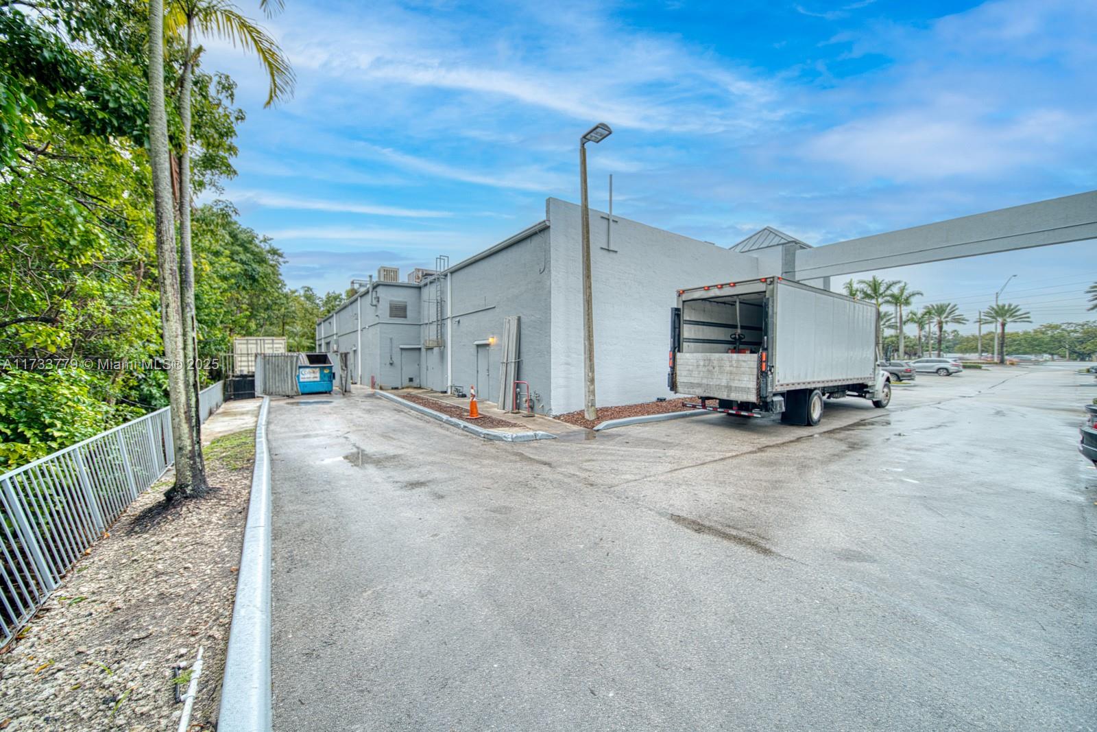 Restaurant For Sale On Busy Biscayne Boulevard