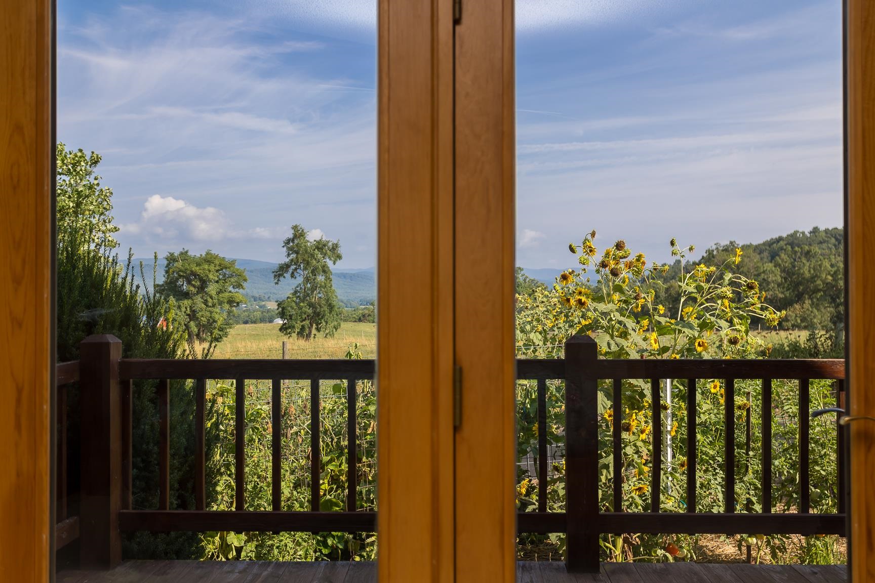 1003 Natural Chimneys Rd