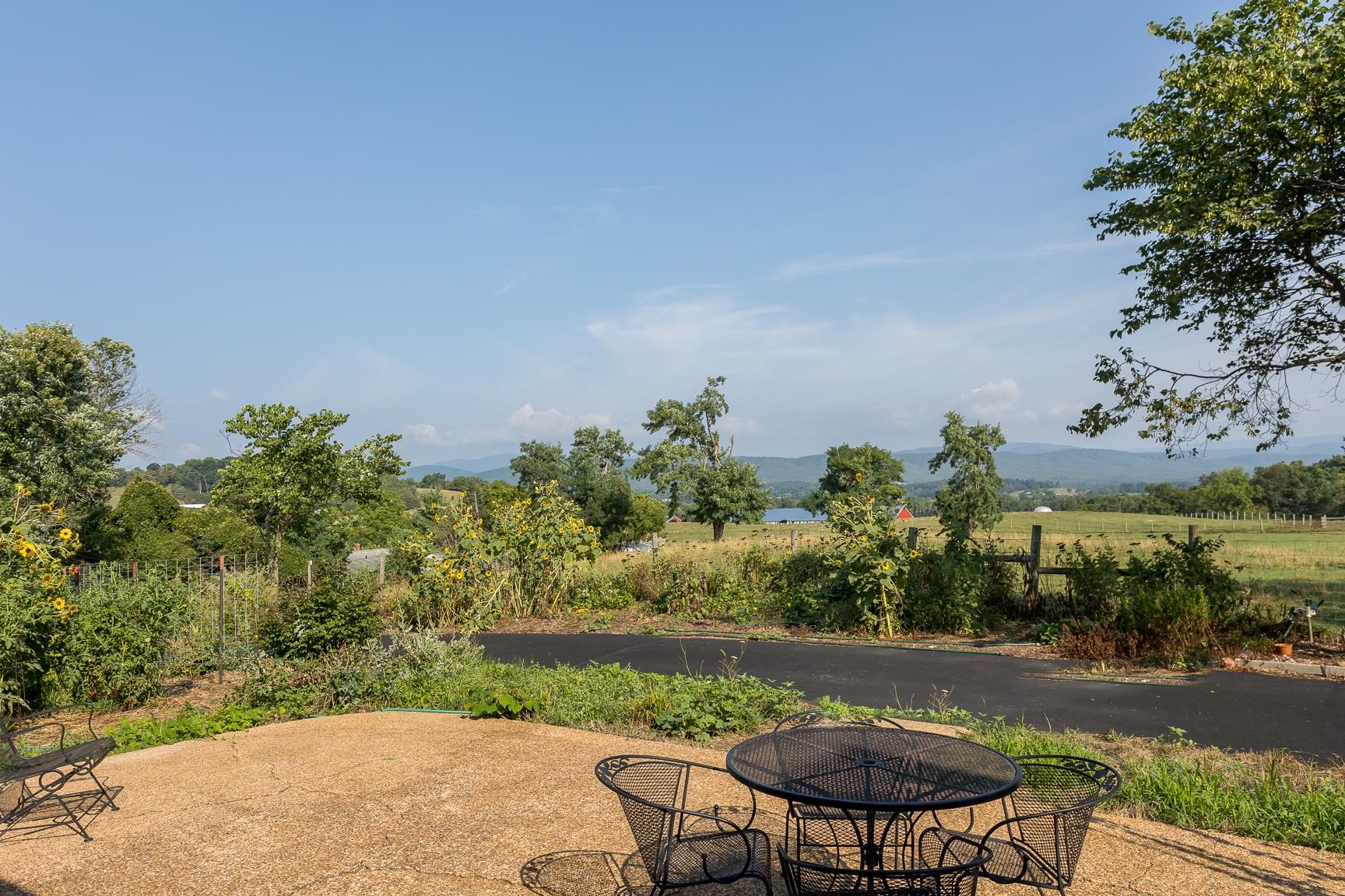 1003 Natural Chimneys Rd