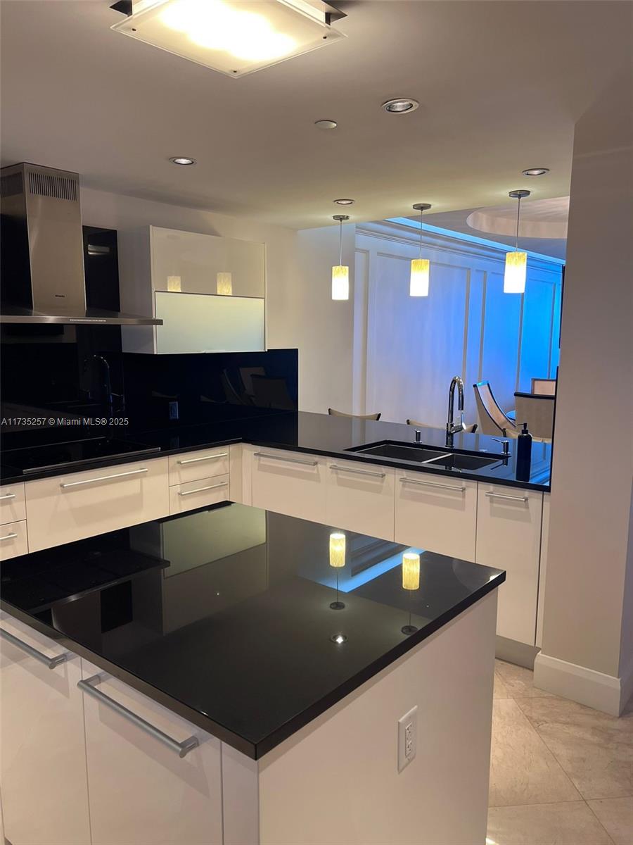 17121 Collins Ave #3304, Sunny Isles Beach FL 33160