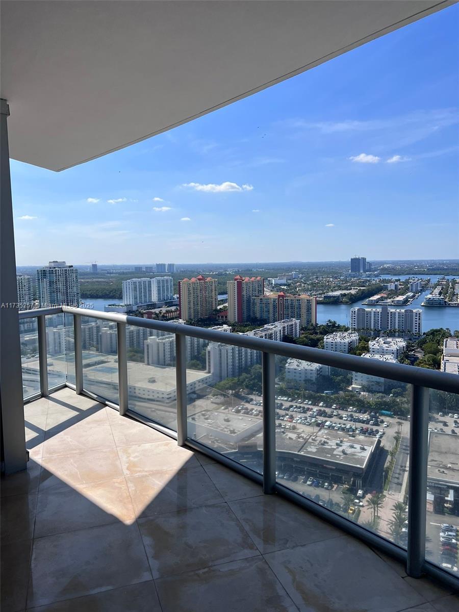 17121 Collins Ave #3304, Sunny Isles Beach FL 33160