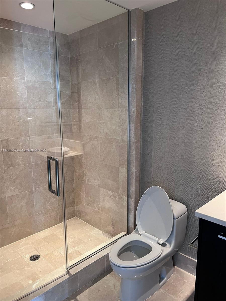 17121 Collins Ave #3304, Sunny Isles Beach FL 33160