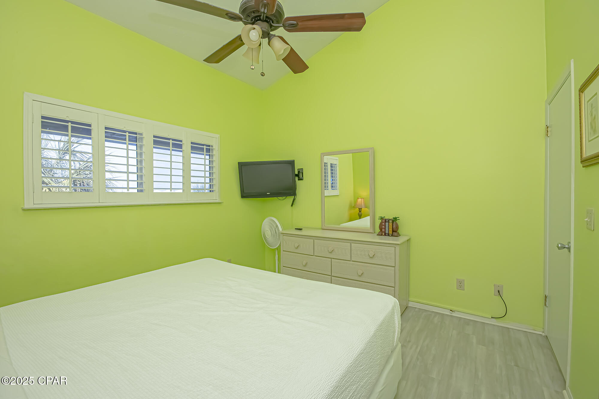 Image 15 For 6205 Thomas Drive 10e