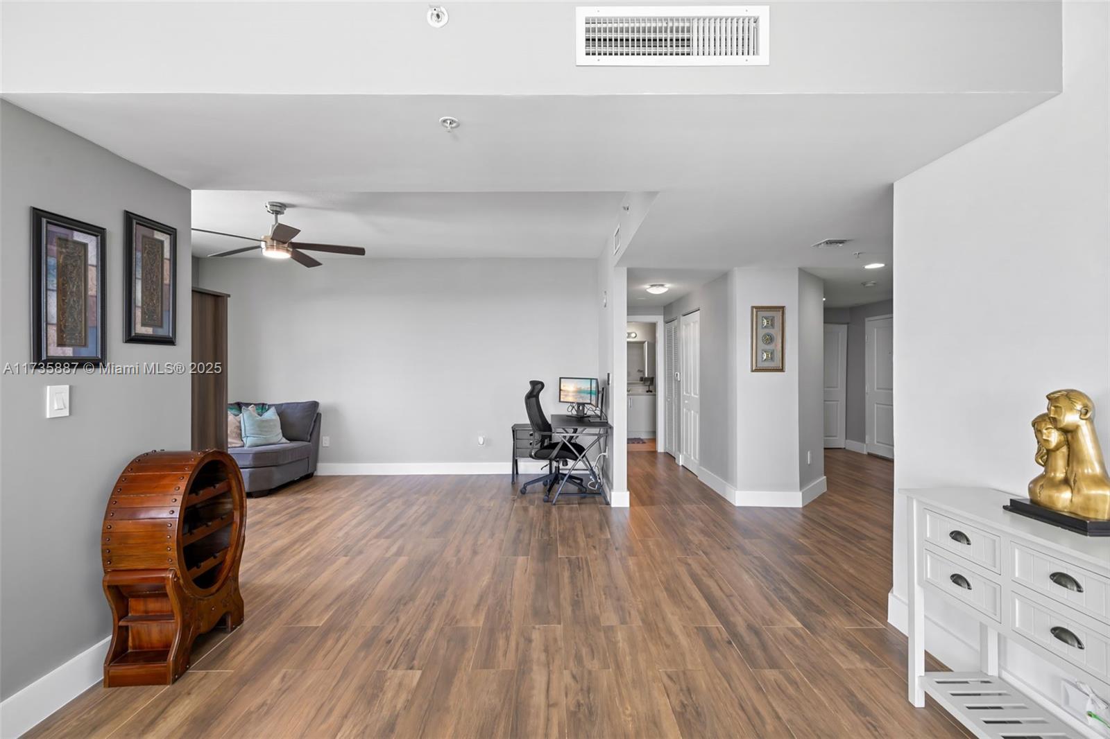7910 Harbor Island Dr #911, North Bay Village FL 33141