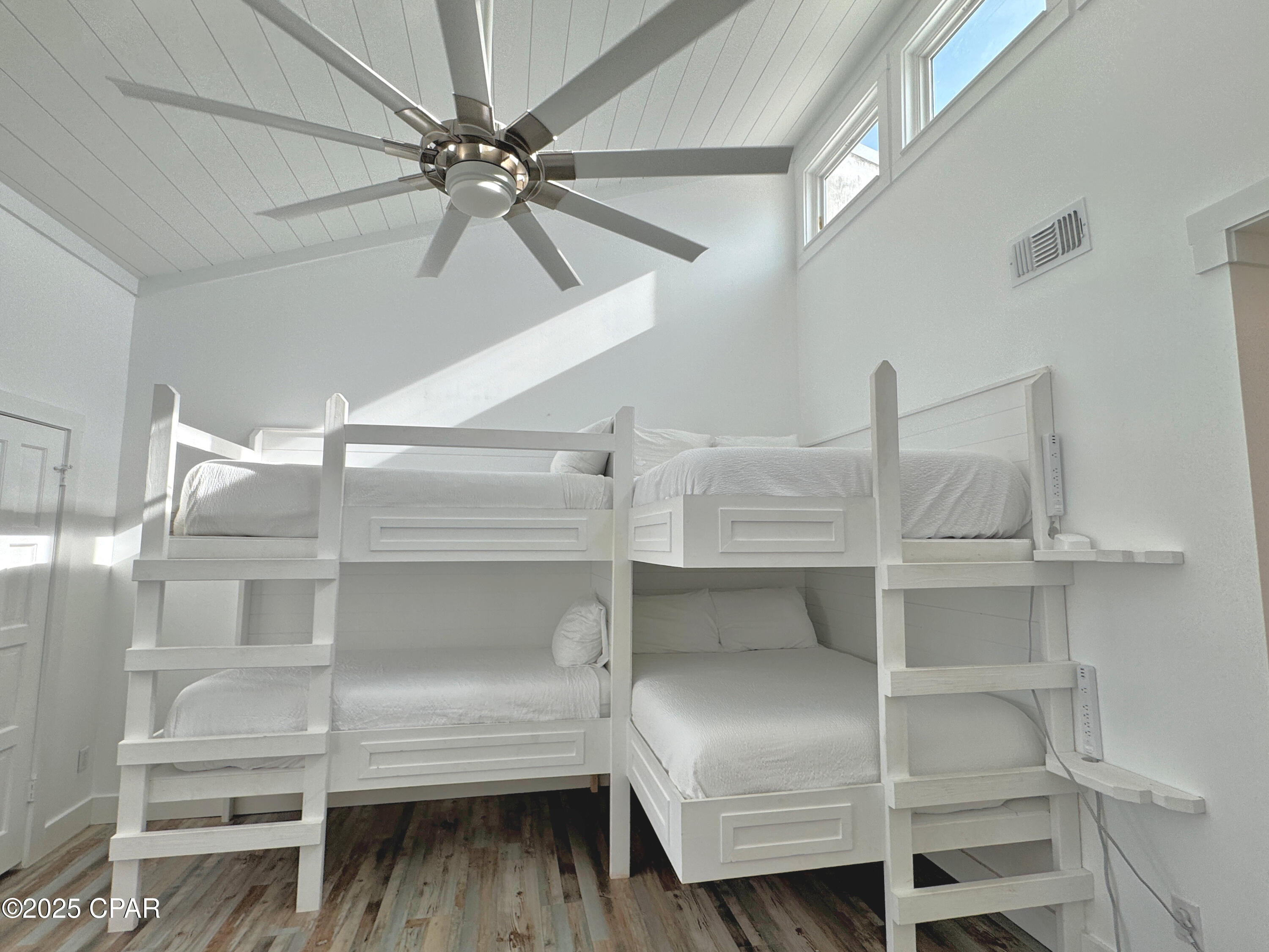 Image 38 For 9614 Beach Boulevard D