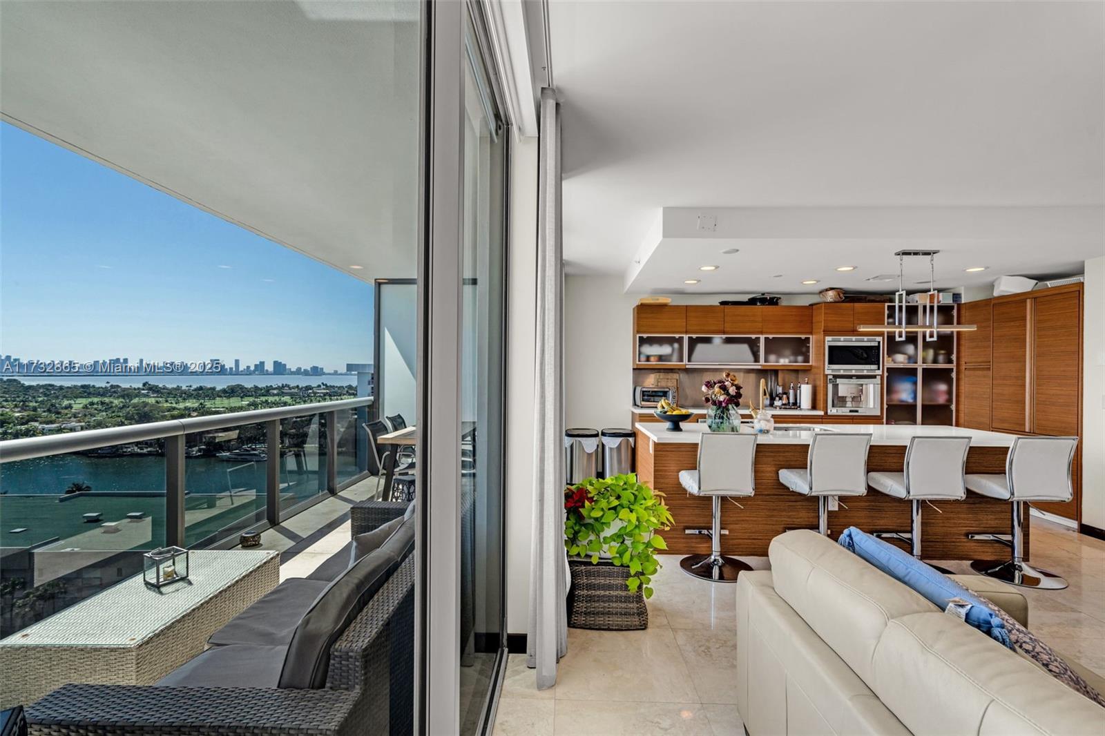 Apartamento en Alquiler en Miami Beach, FL