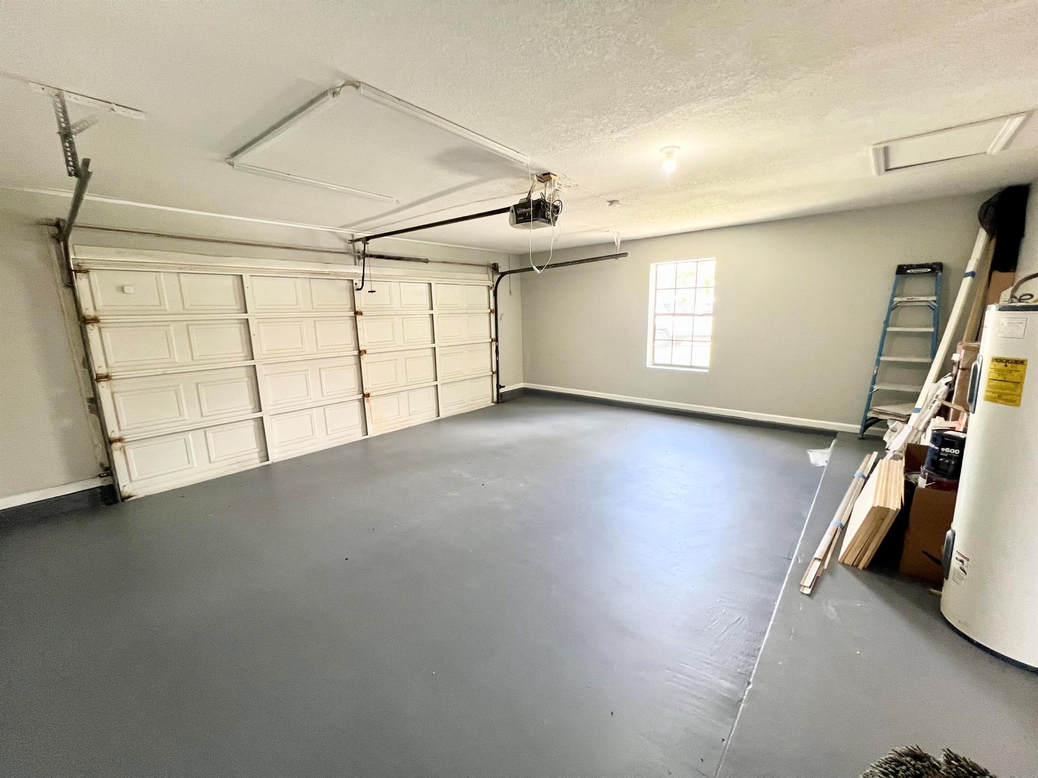 12989 Meadowbreeze Drive