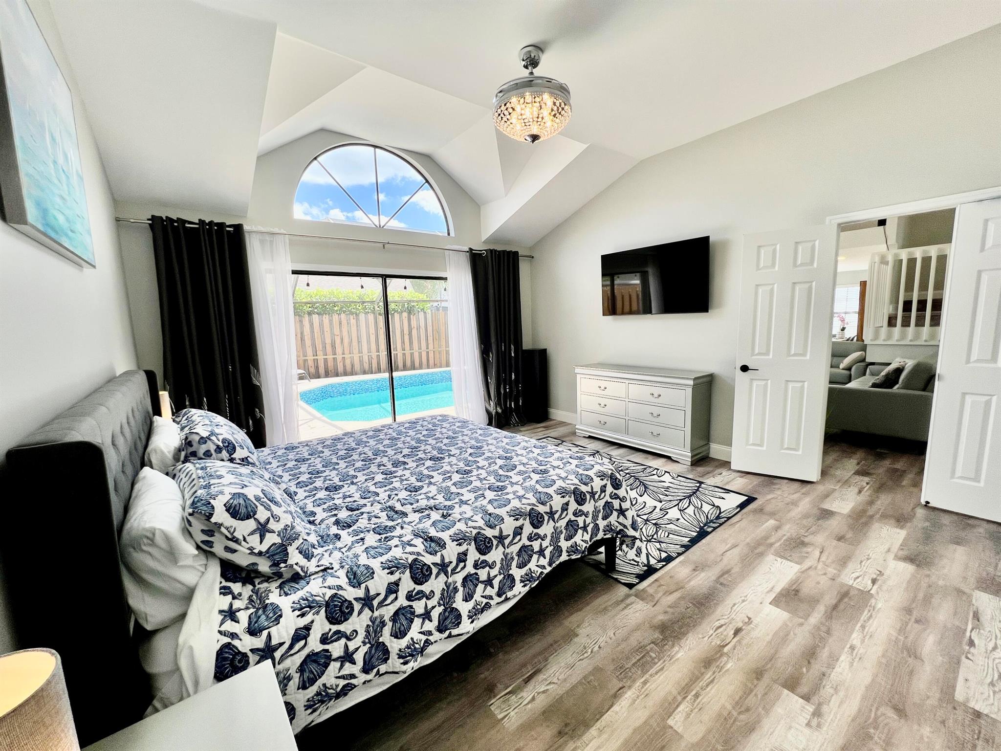 12989 Meadowbreeze Drive