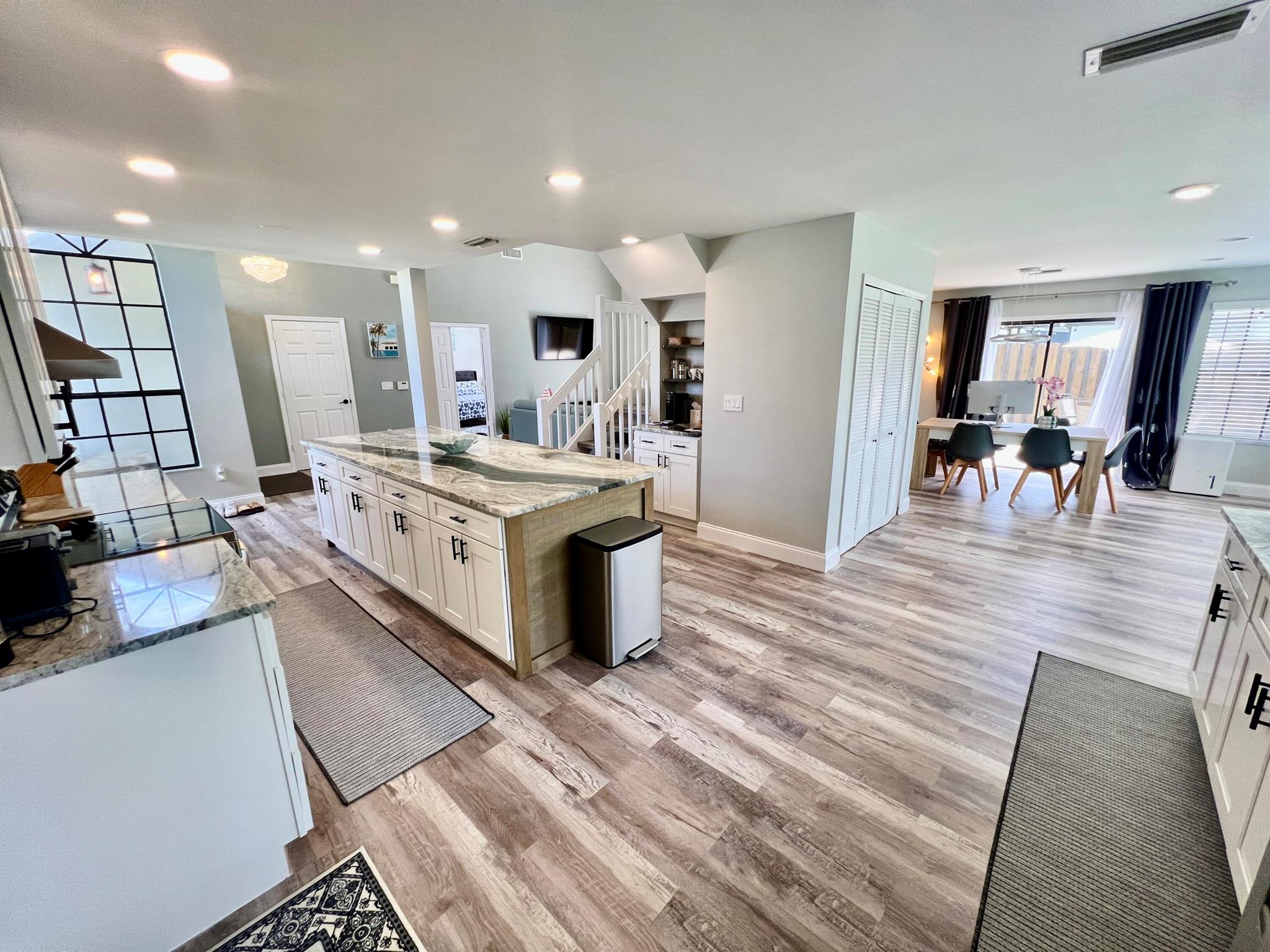 12989 Meadowbreeze Drive