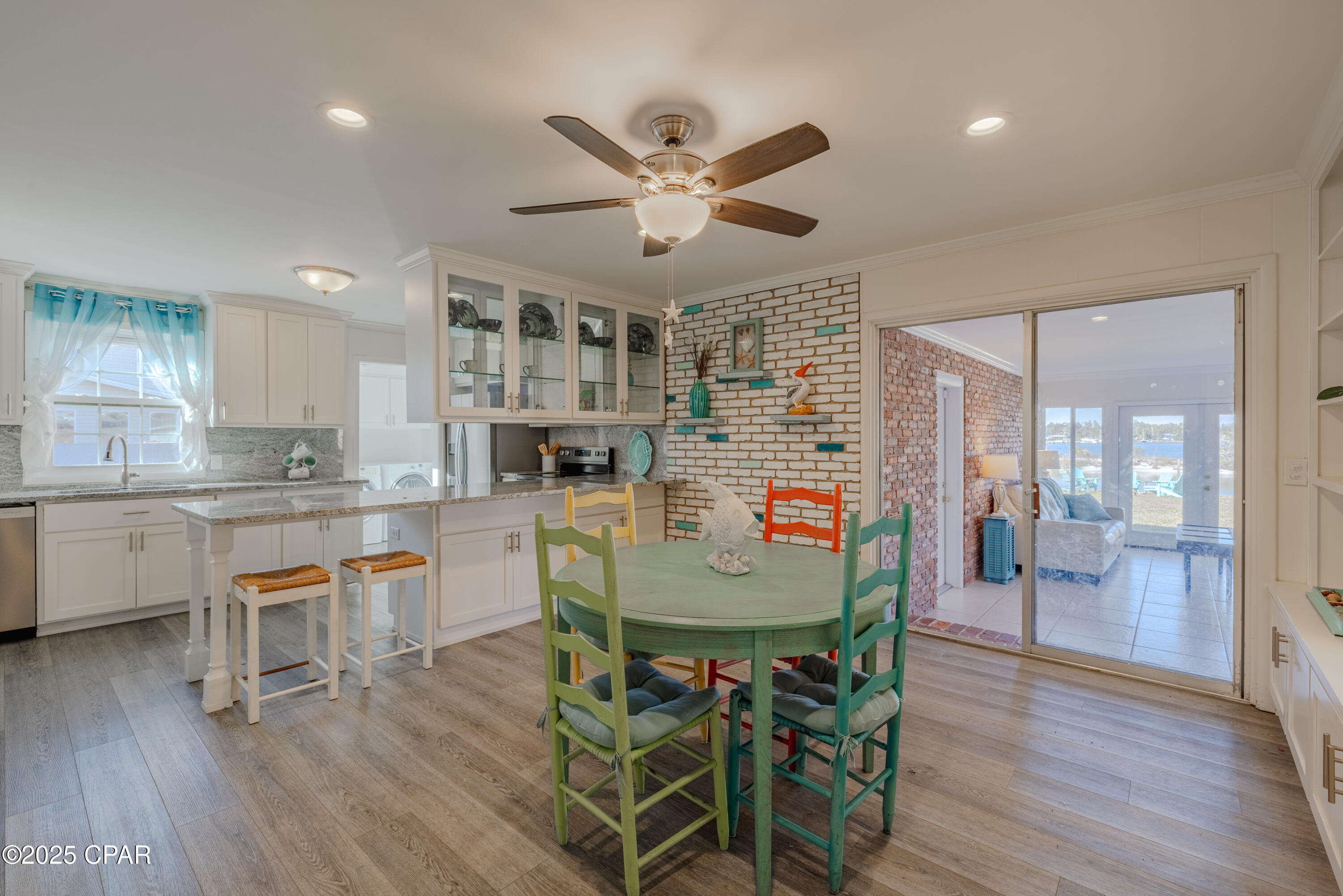 Image 12 For 4805 Sunset Drive