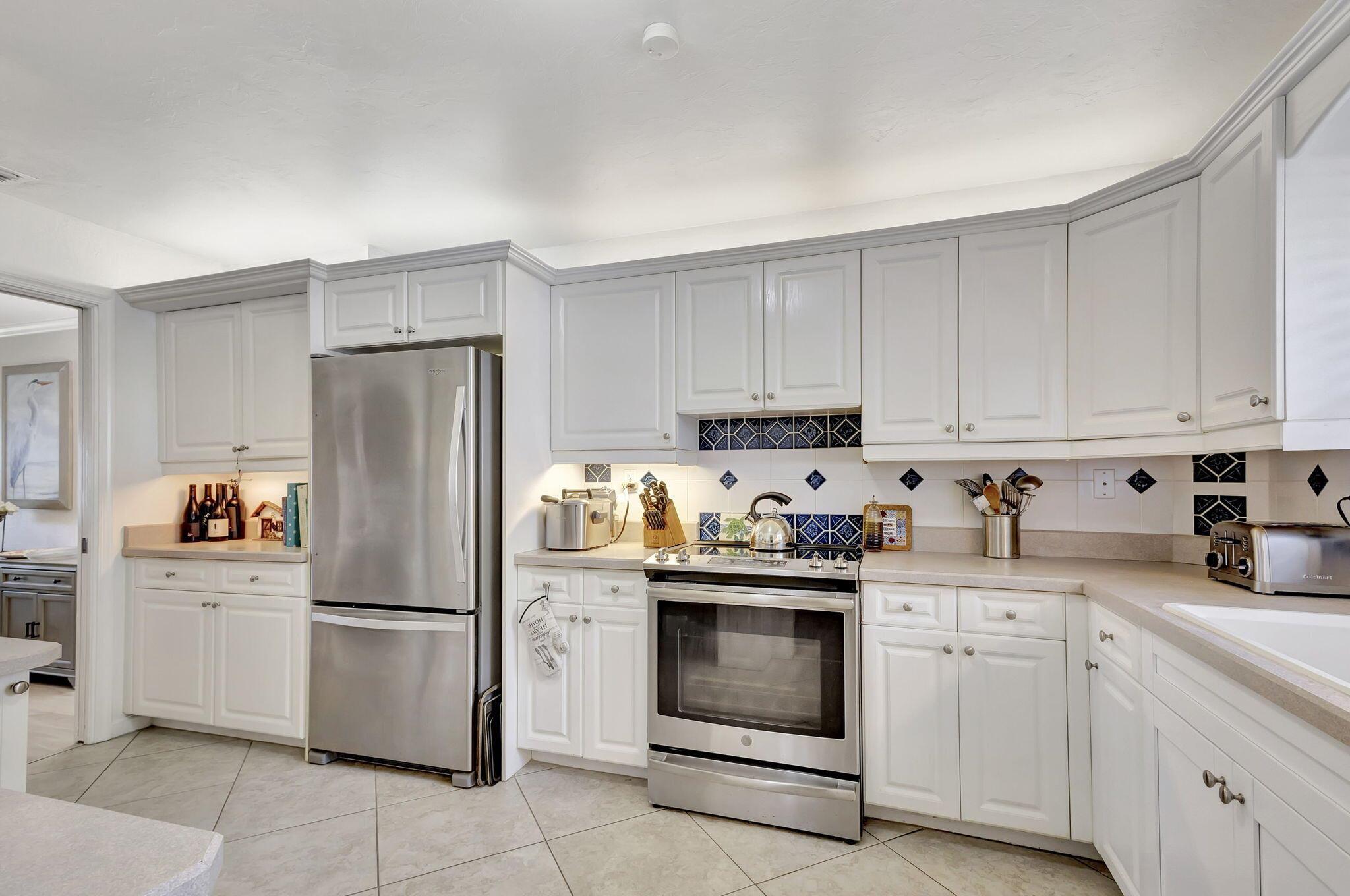 Image to showcase the property located at 300 Intracoastal Place 106