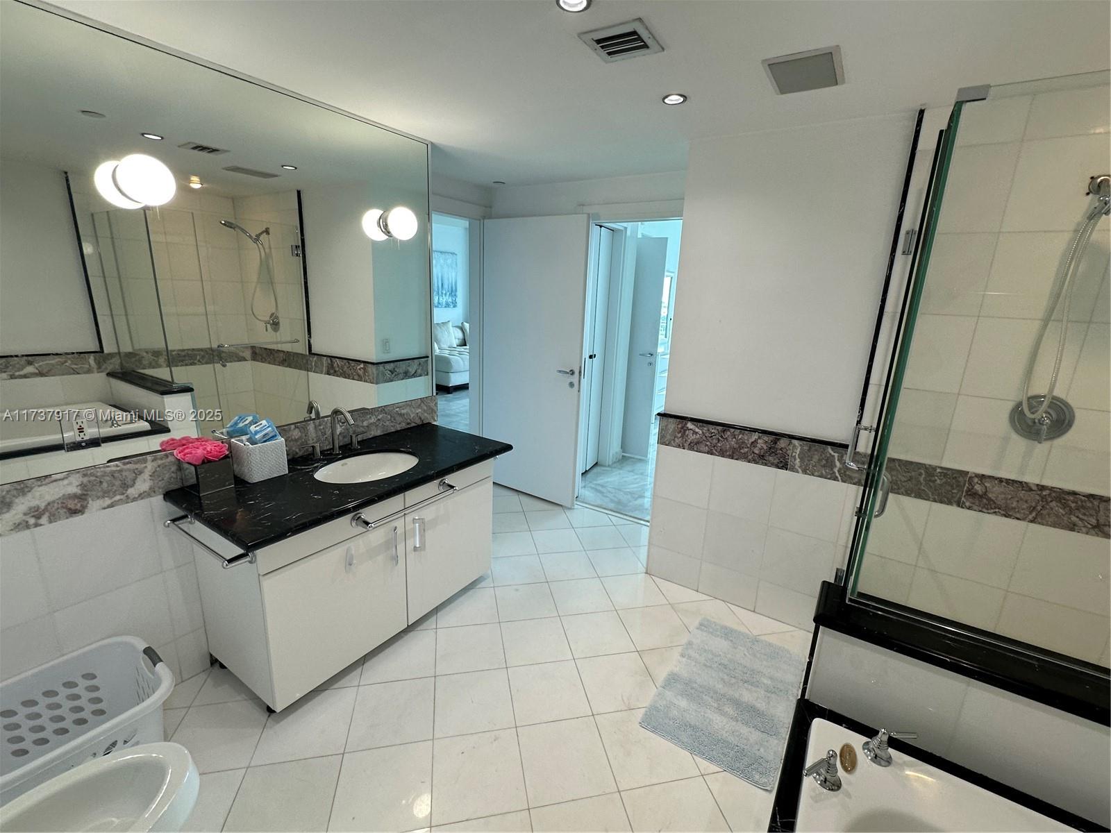 540 West Ave #1813, Miami Beach FL 33139