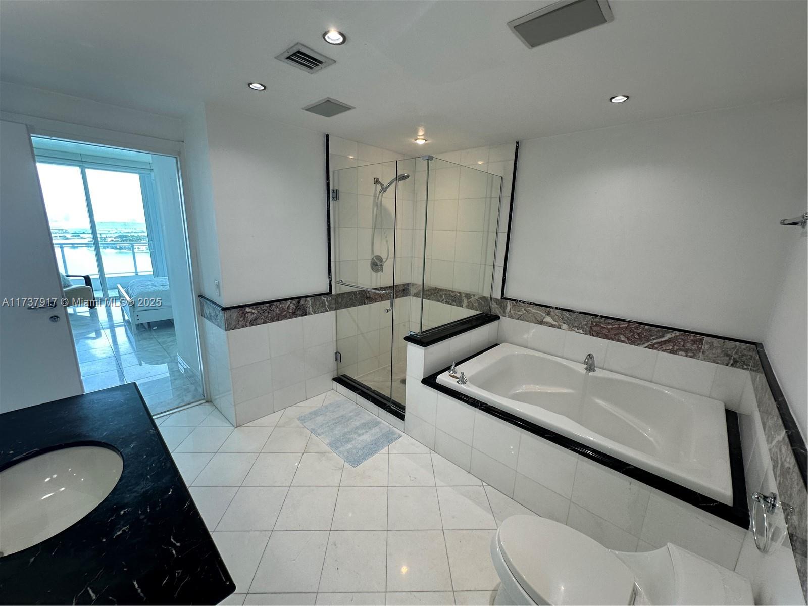 540 West Ave #1813, Miami Beach FL 33139