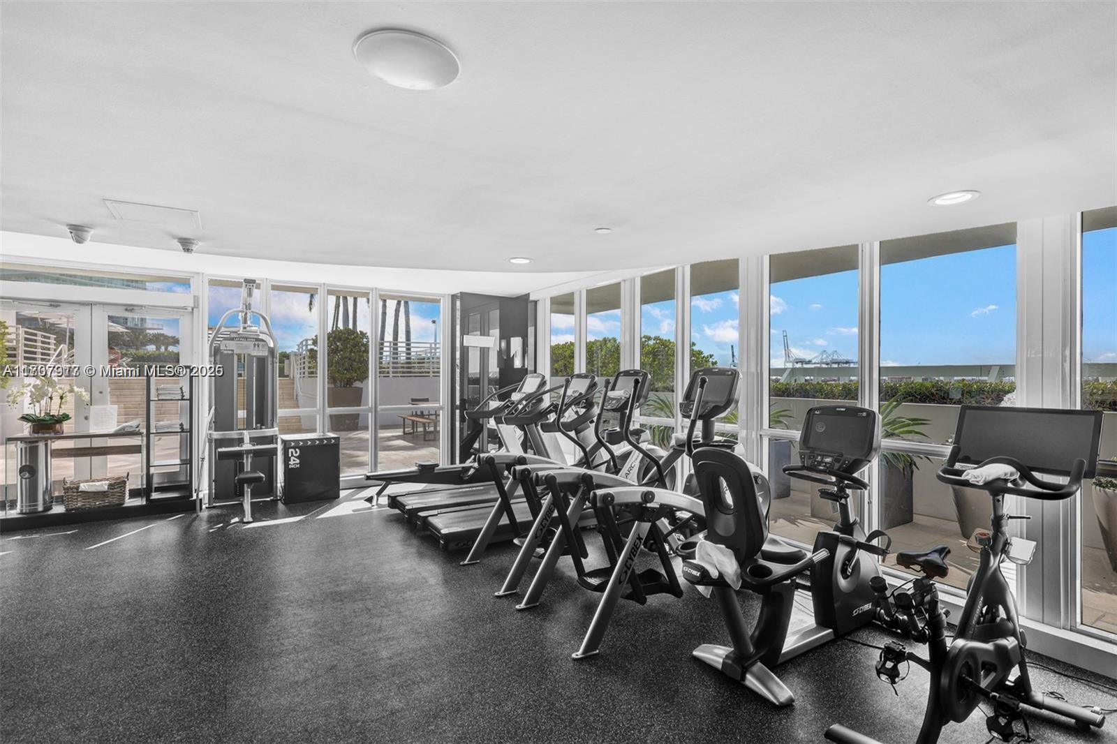 540 West Ave #1813, Miami Beach FL 33139