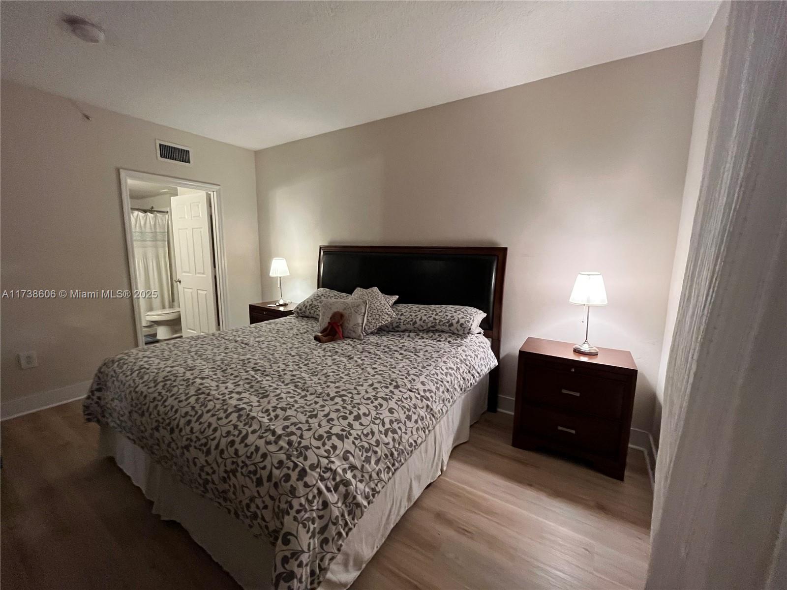 Property photo # 8