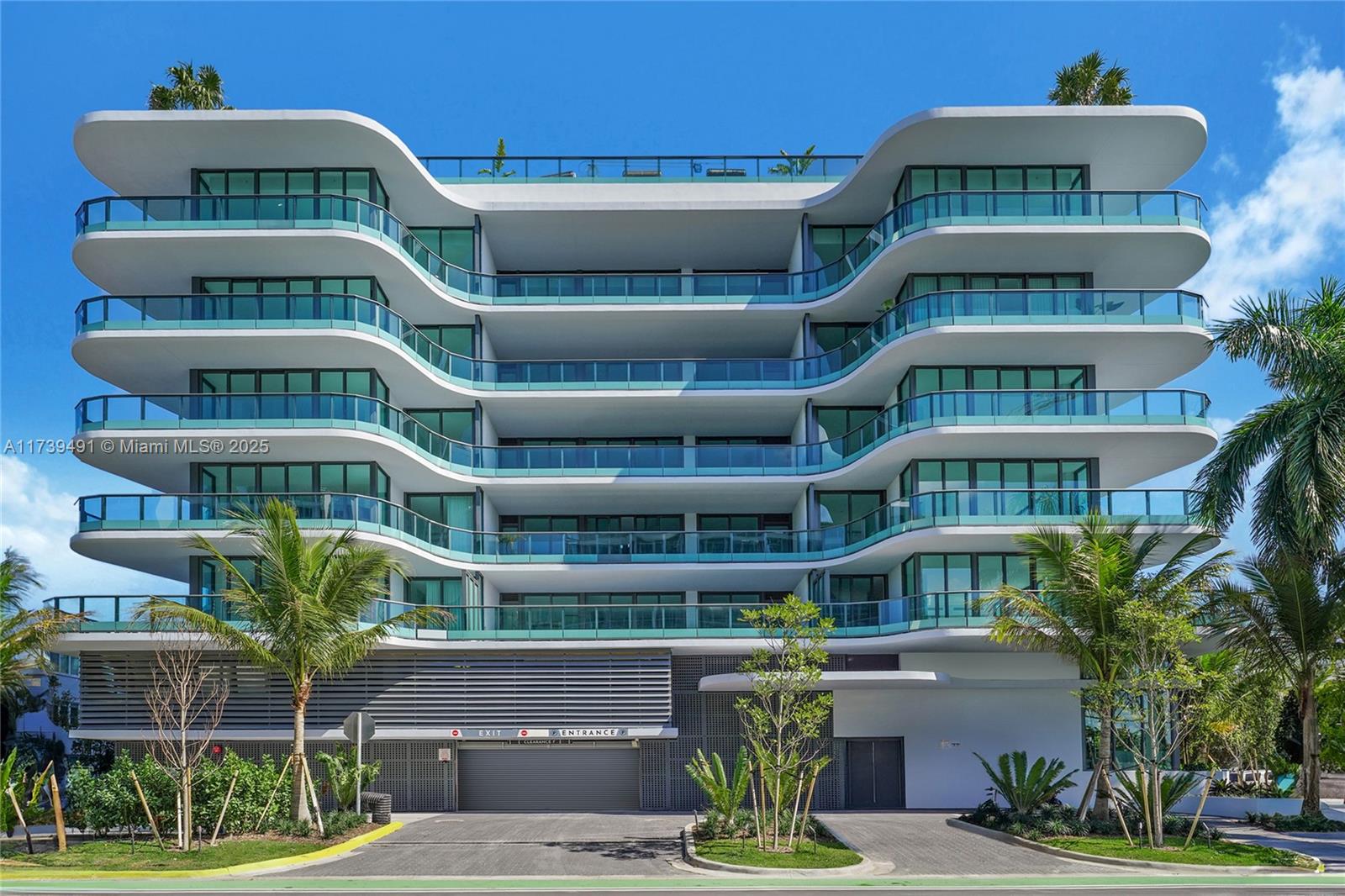 Condo for Sale in Bal Harbour, FL