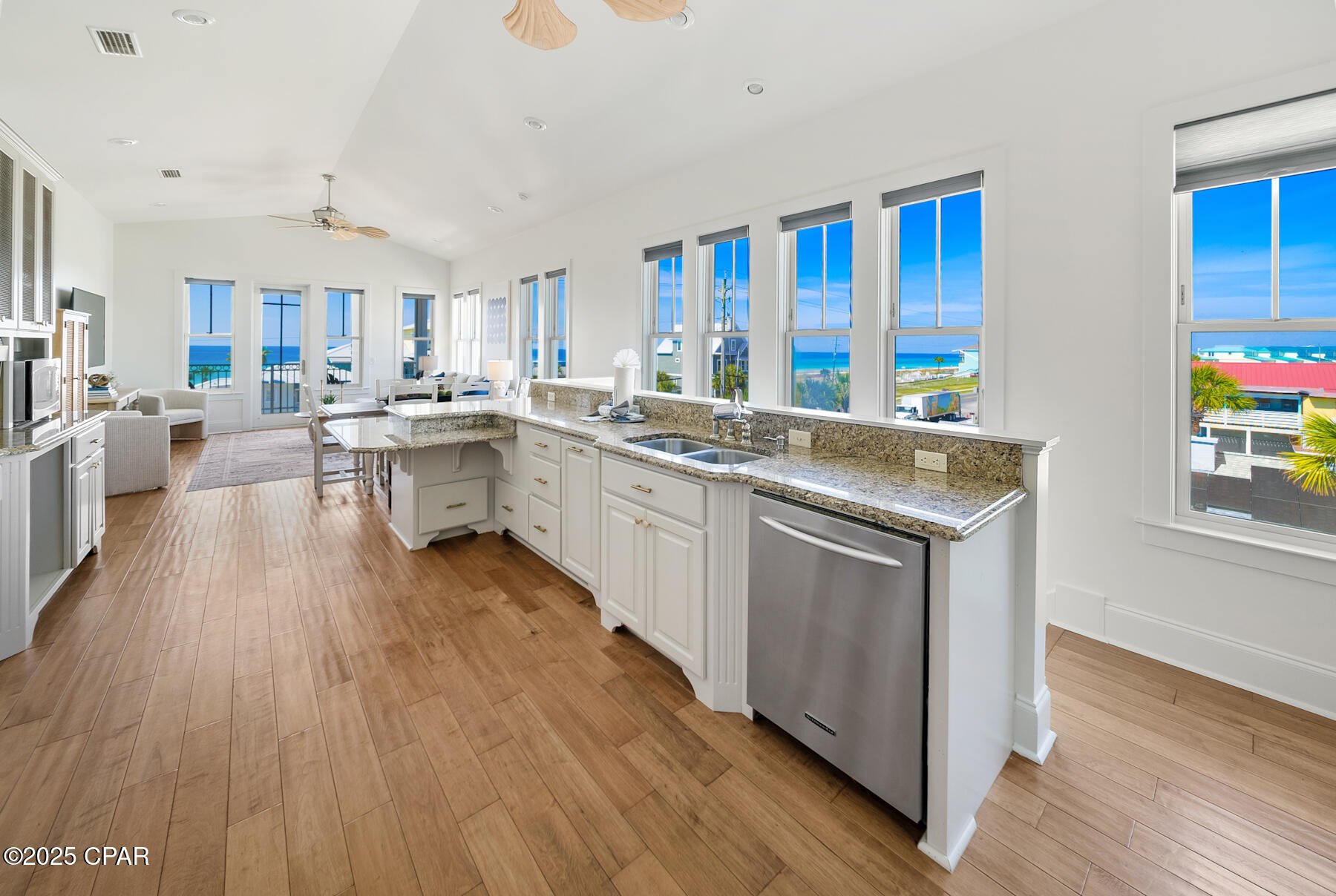 Image 11 For 17820 Front Beach Road B
