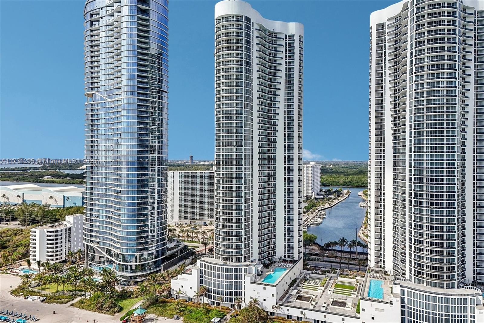 15811 Collins Ave #1603, Sunny Isles Beach FL 33160