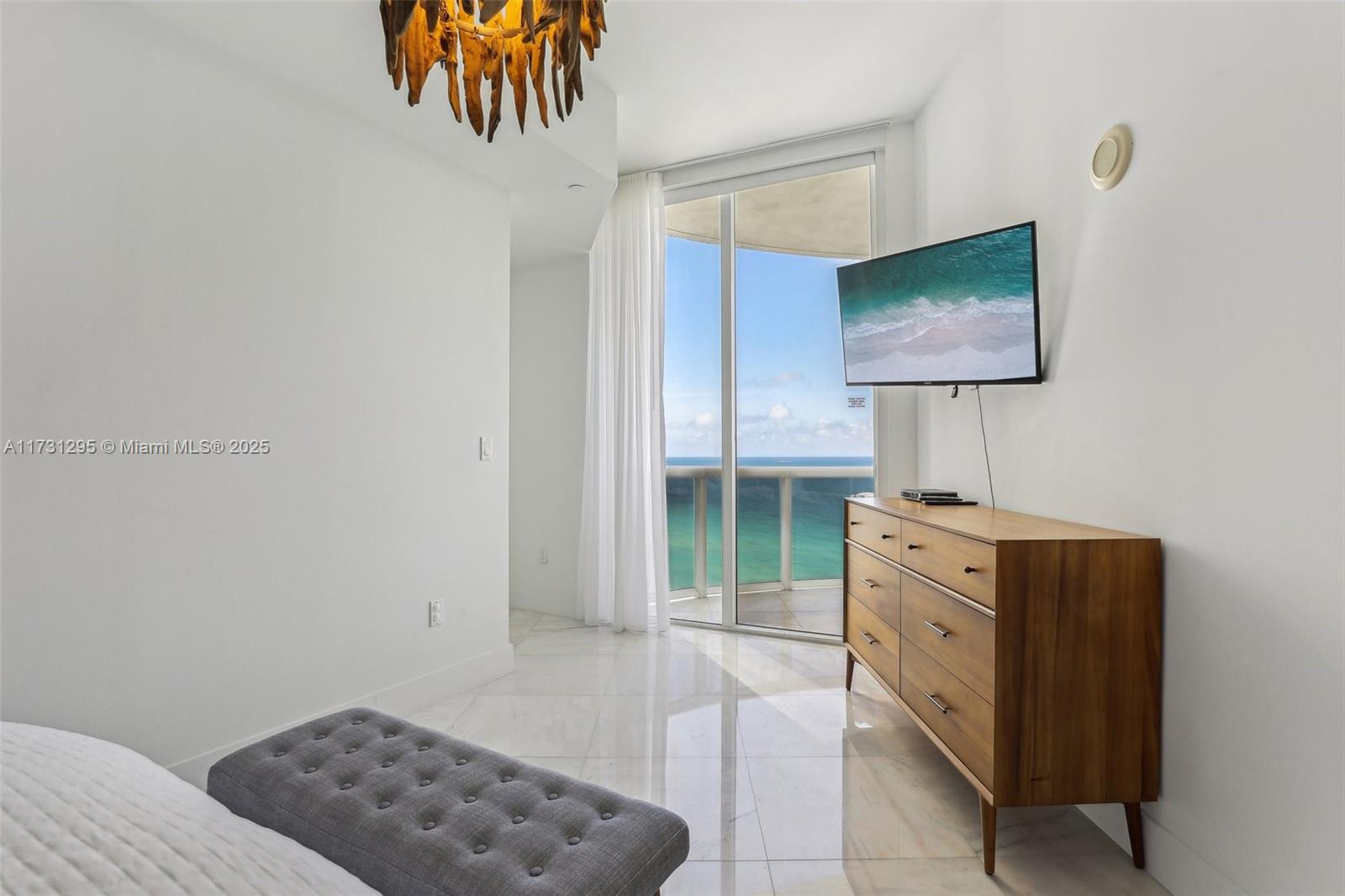 15811 Collins Ave #1603, Sunny Isles Beach FL 33160