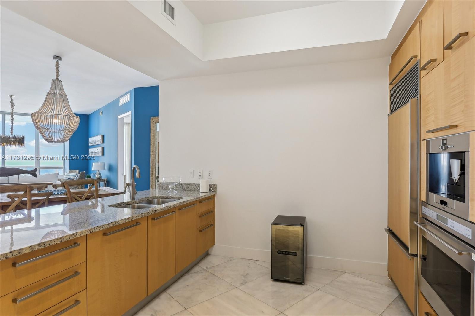 15811 Collins Ave #1603, Sunny Isles Beach FL 33160