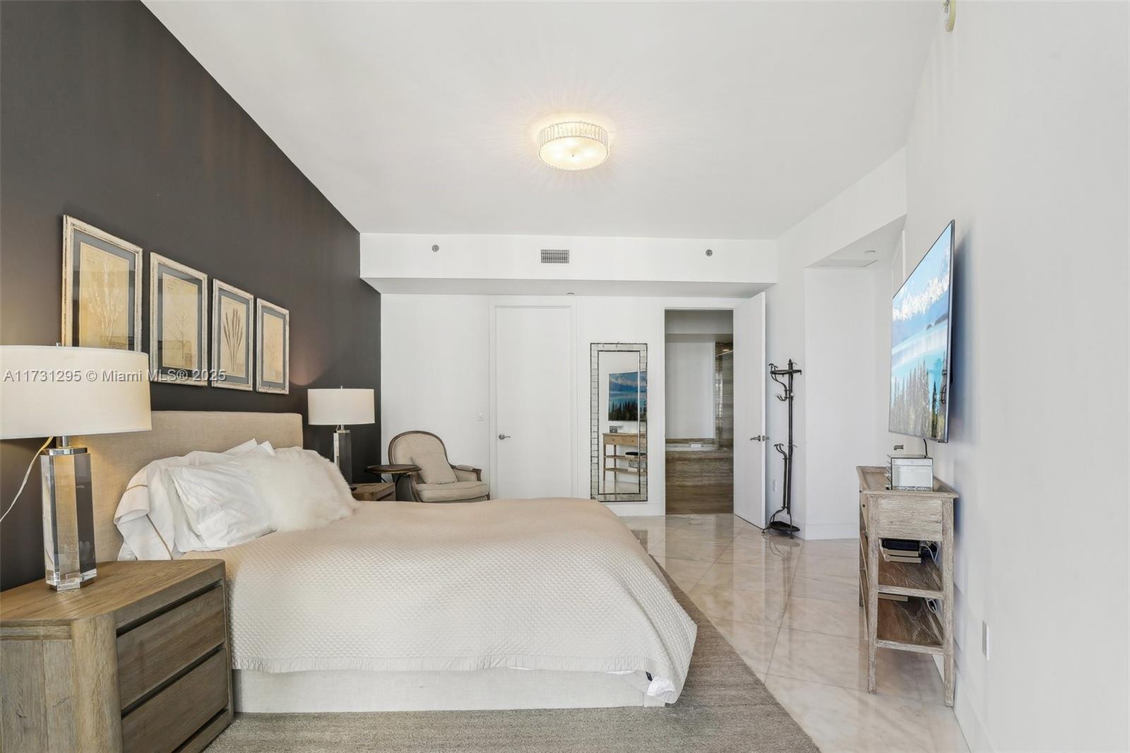 15811 Collins Ave #1603, Sunny Isles Beach FL 33160