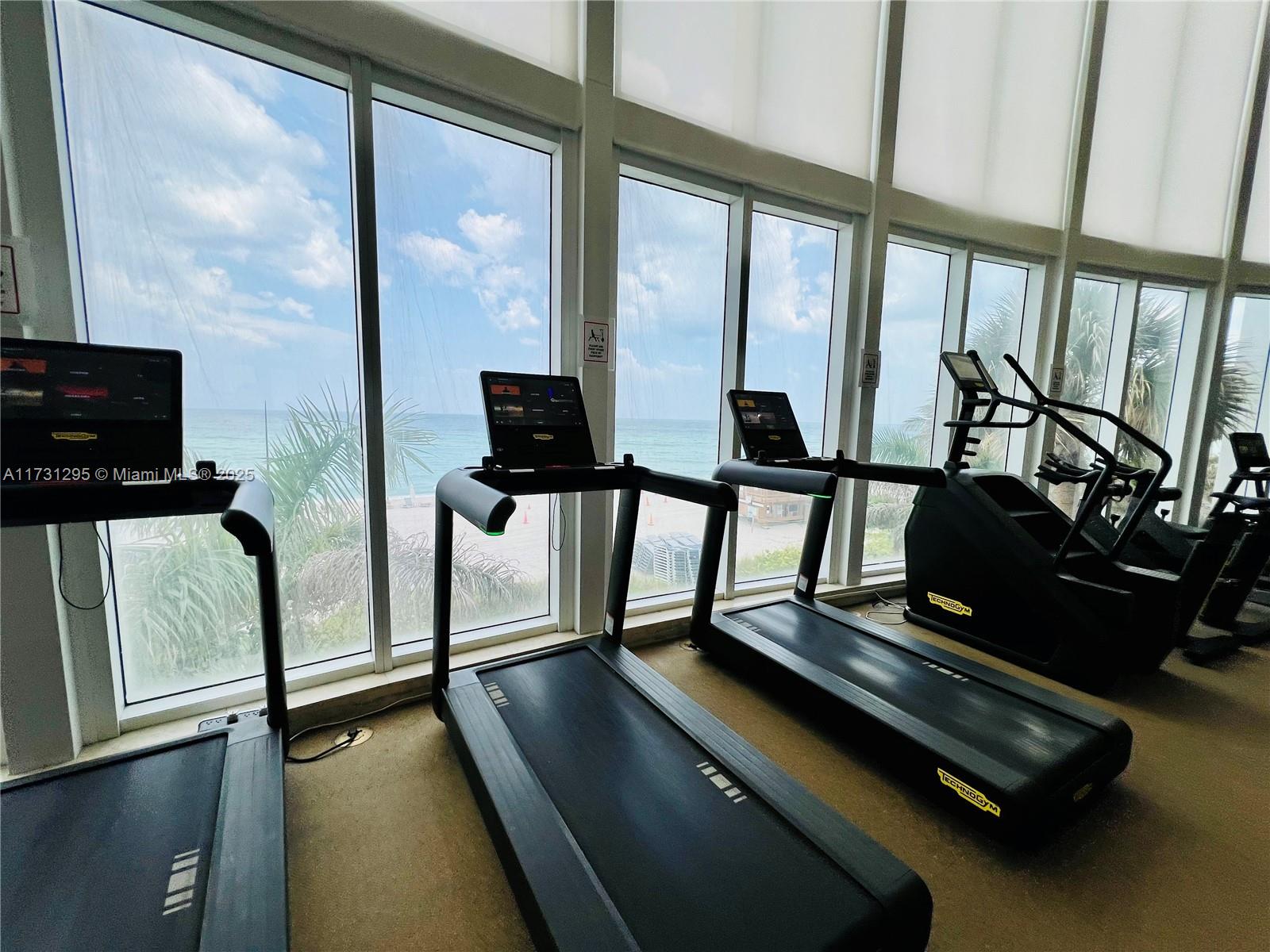15811 Collins Ave #1603, Sunny Isles Beach FL 33160