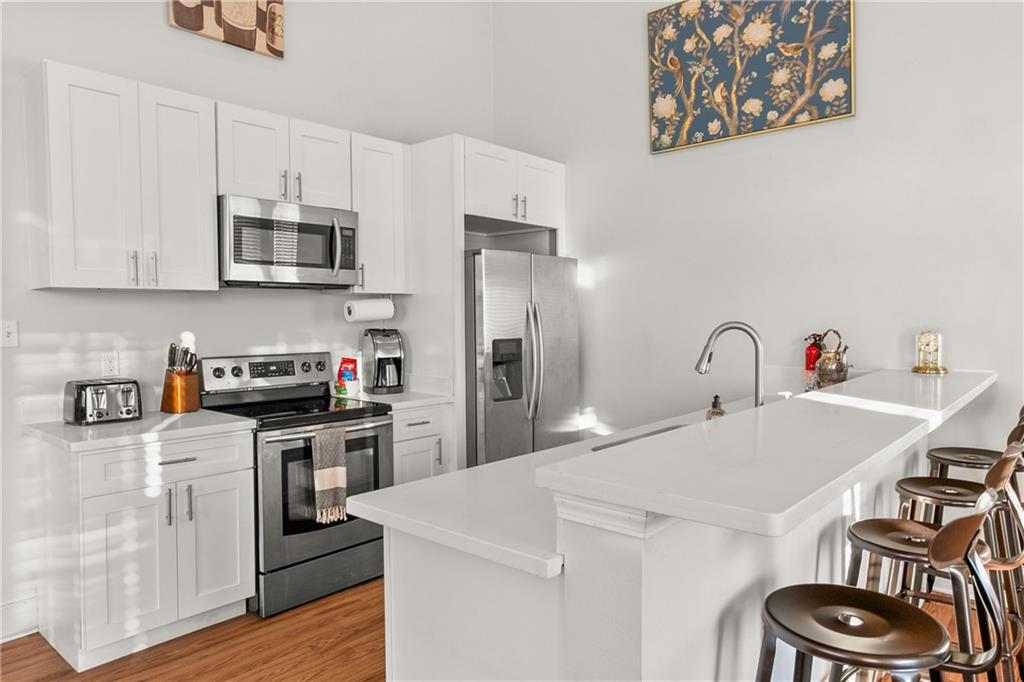 837-839 Jackson Avenue