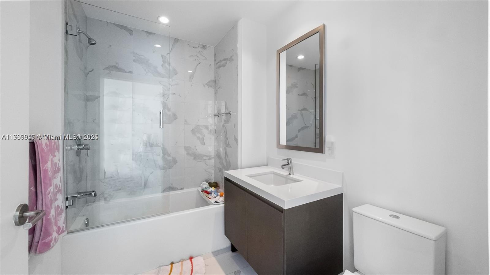 851 NE 1st Ave #3303, Miami FL 33132