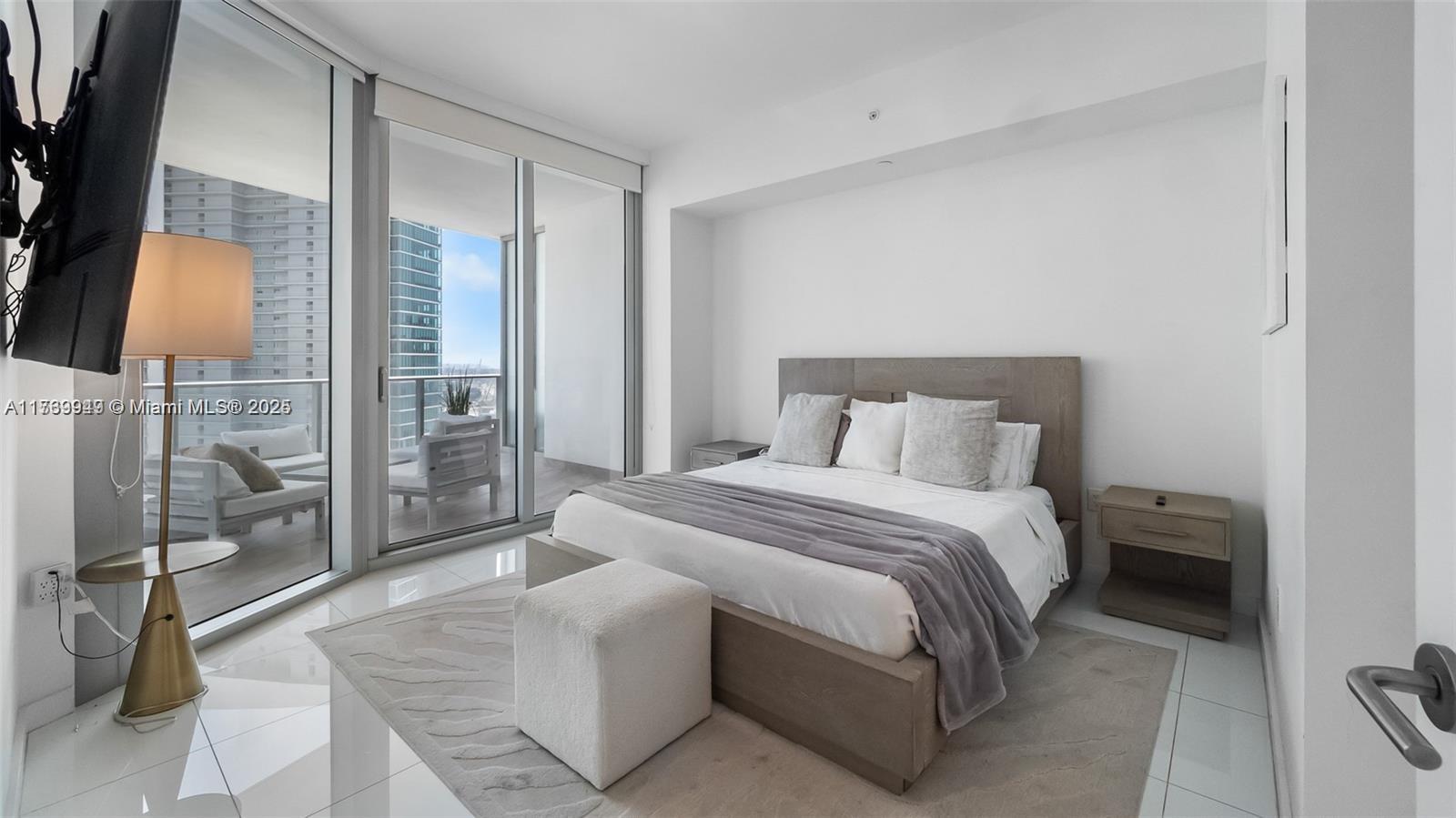 851 NE 1st Ave #3303, Miami FL 33132