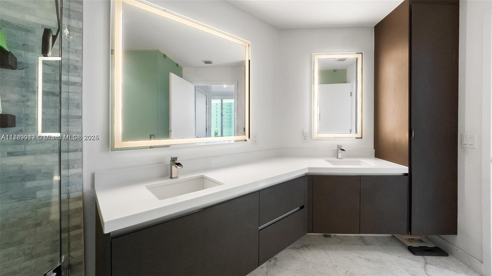 851 NE 1st Ave #3303, Miami FL 33132