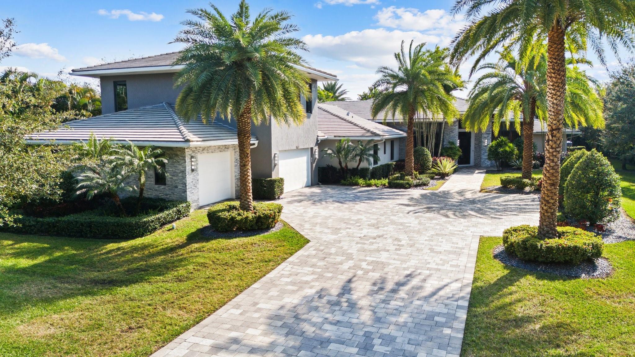 11660 SW 1st Ct