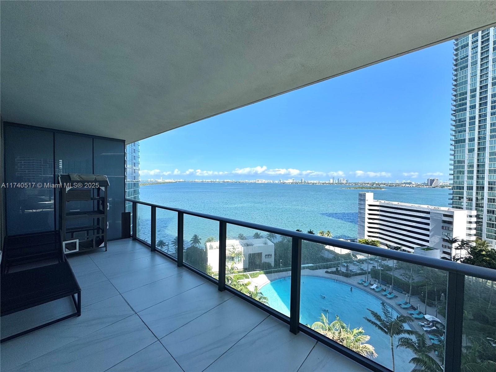 Apartamento para Alugar em Miami, FL