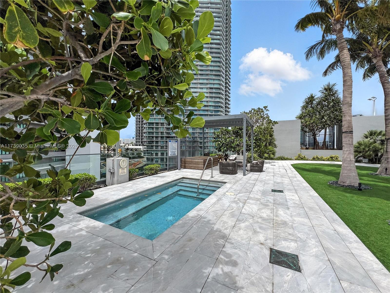 3131 NE 7th Ave #2004, Miami FL 33137