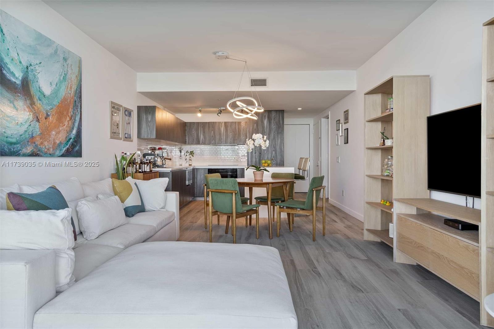 3131 NE 7th Ave #2004, Miami FL 33137
