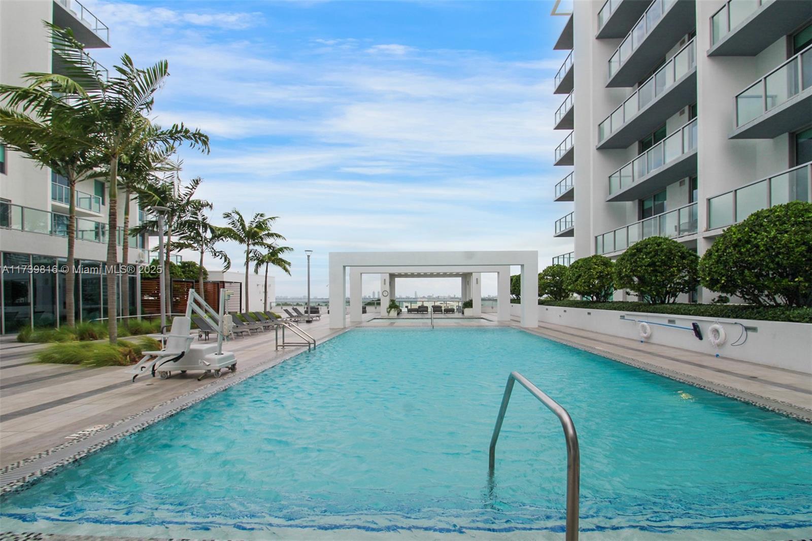 3900 Biscayne Blvd #N-809, Miami FL 33137