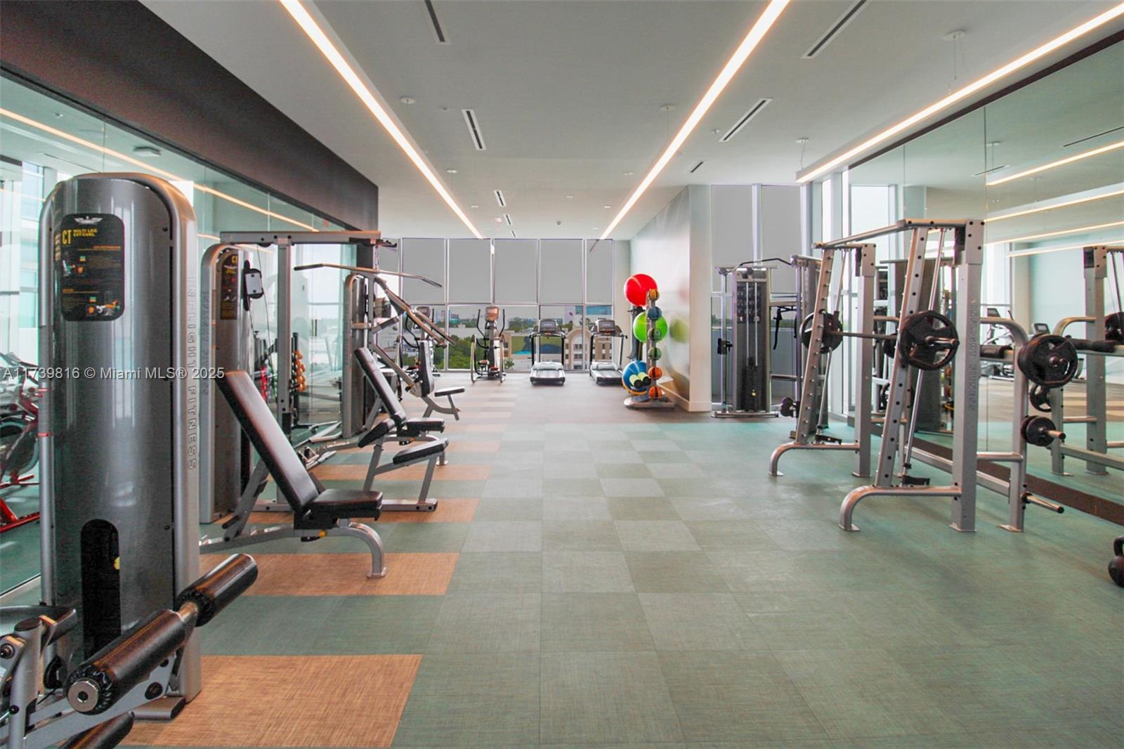 3900 Biscayne Blvd #N-809, Miami FL 33137